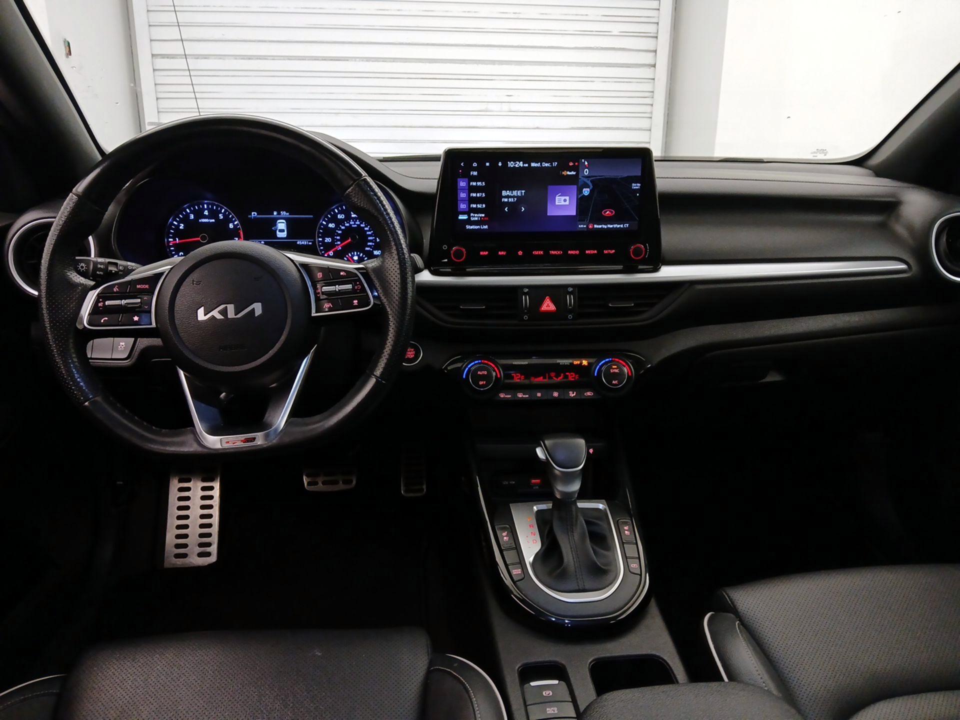 Thumbnail: 2023 Kia Forte - 9