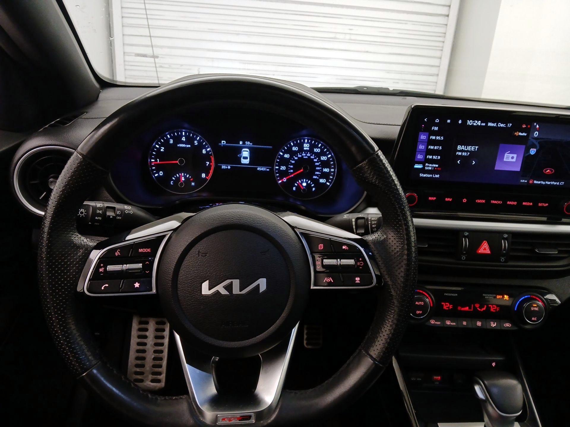 Thumbnail: 2023 Kia Forte - 10