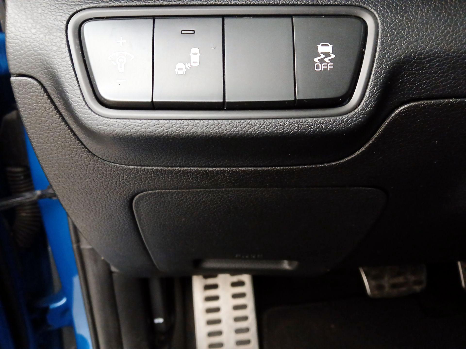 Thumbnail: 2023 Kia Forte - 13