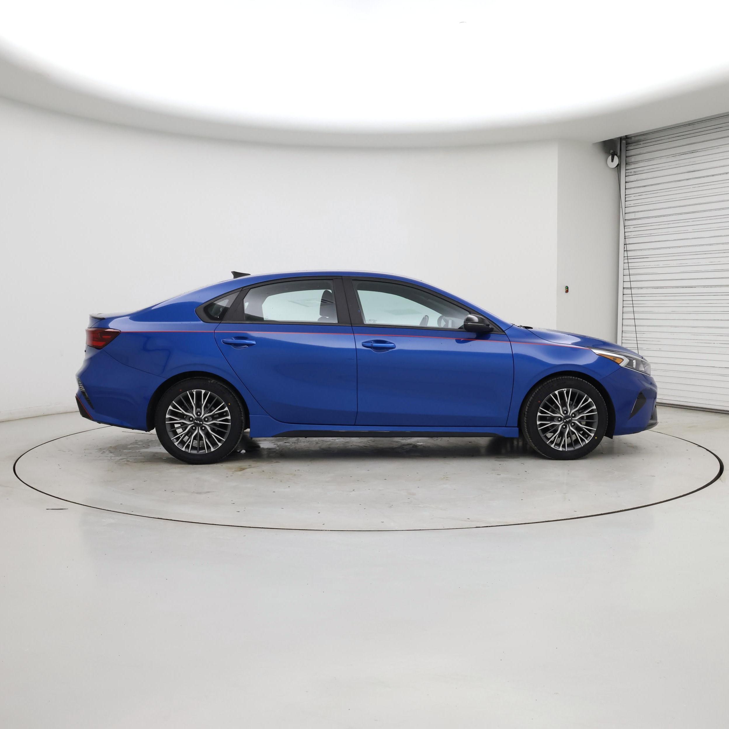 Thumbnail: 2023 Kia Forte - 7