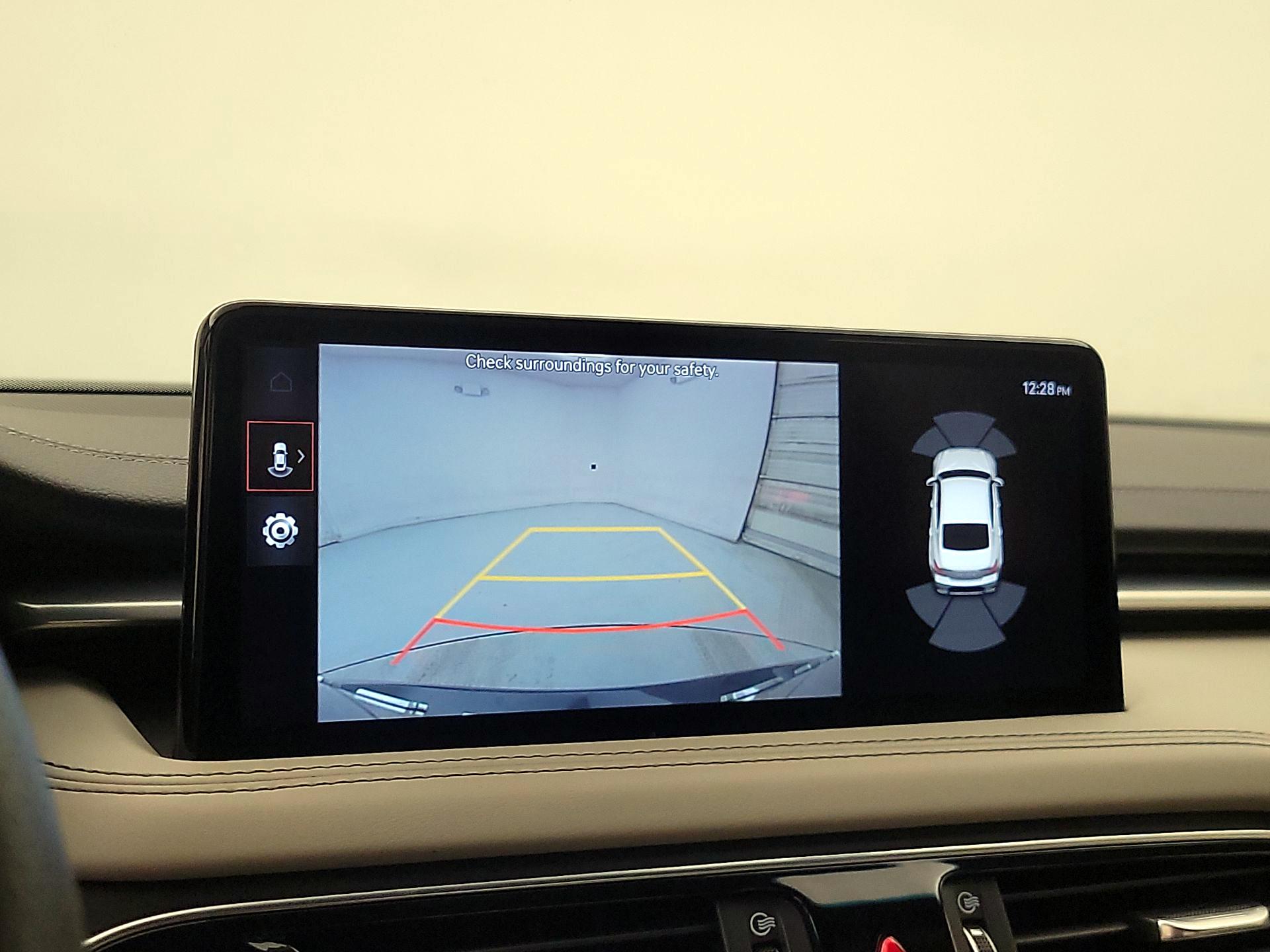 Thumbnail: 2023 Genesis G70 - 14