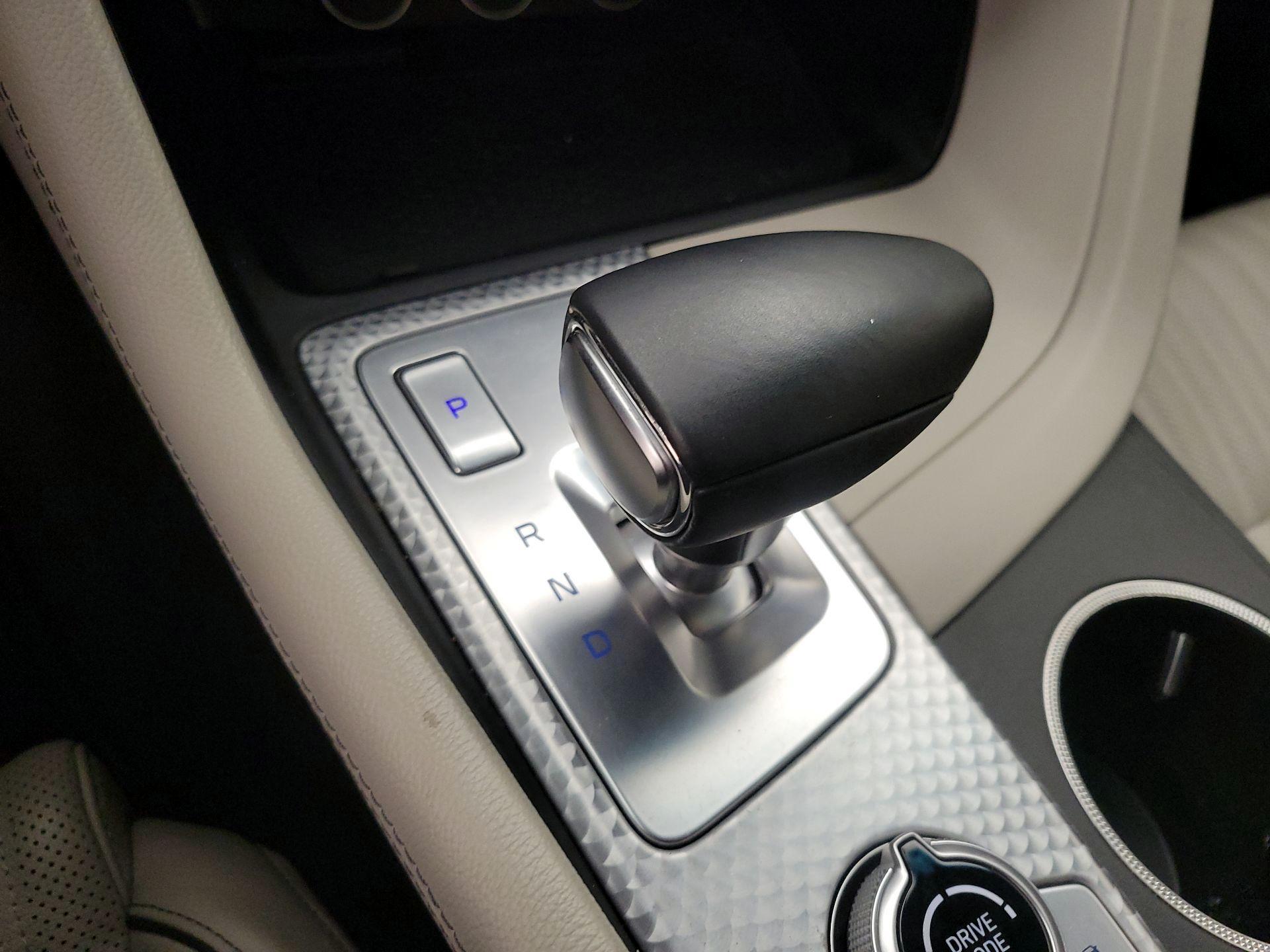 Thumbnail: 2023 Genesis G70 - 17