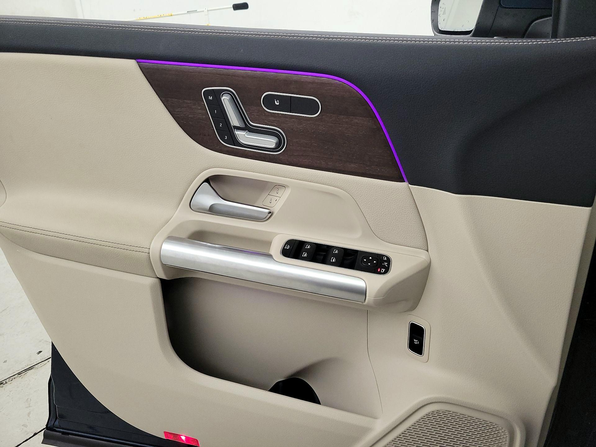 Thumbnail: 2021 Mercedes-Benz GLA - 12