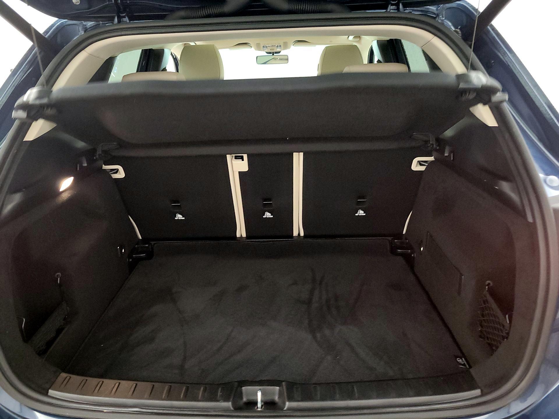 Thumbnail: 2021 Mercedes-Benz GLA - 20