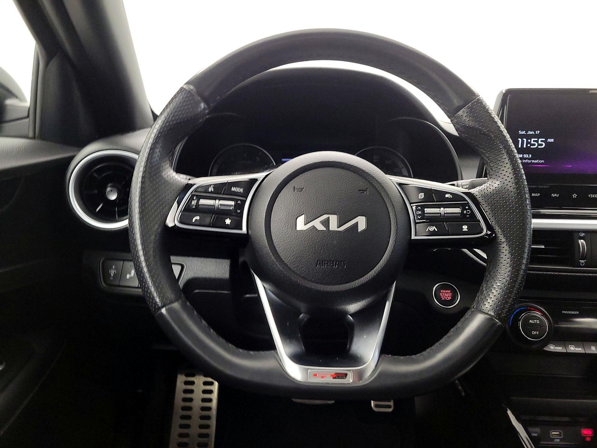 Thumbnail: 2023 Kia Forte - 10