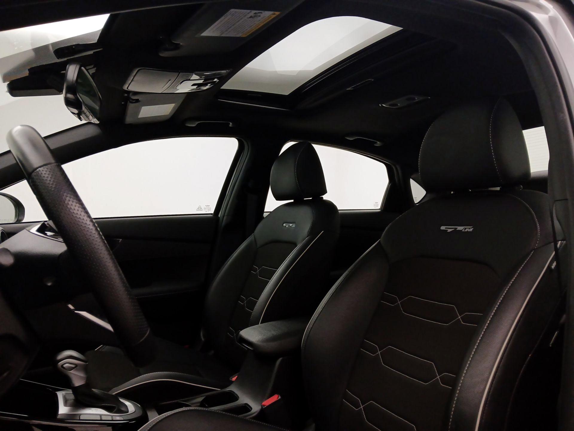 Thumbnail: 2023 Kia Forte - 20