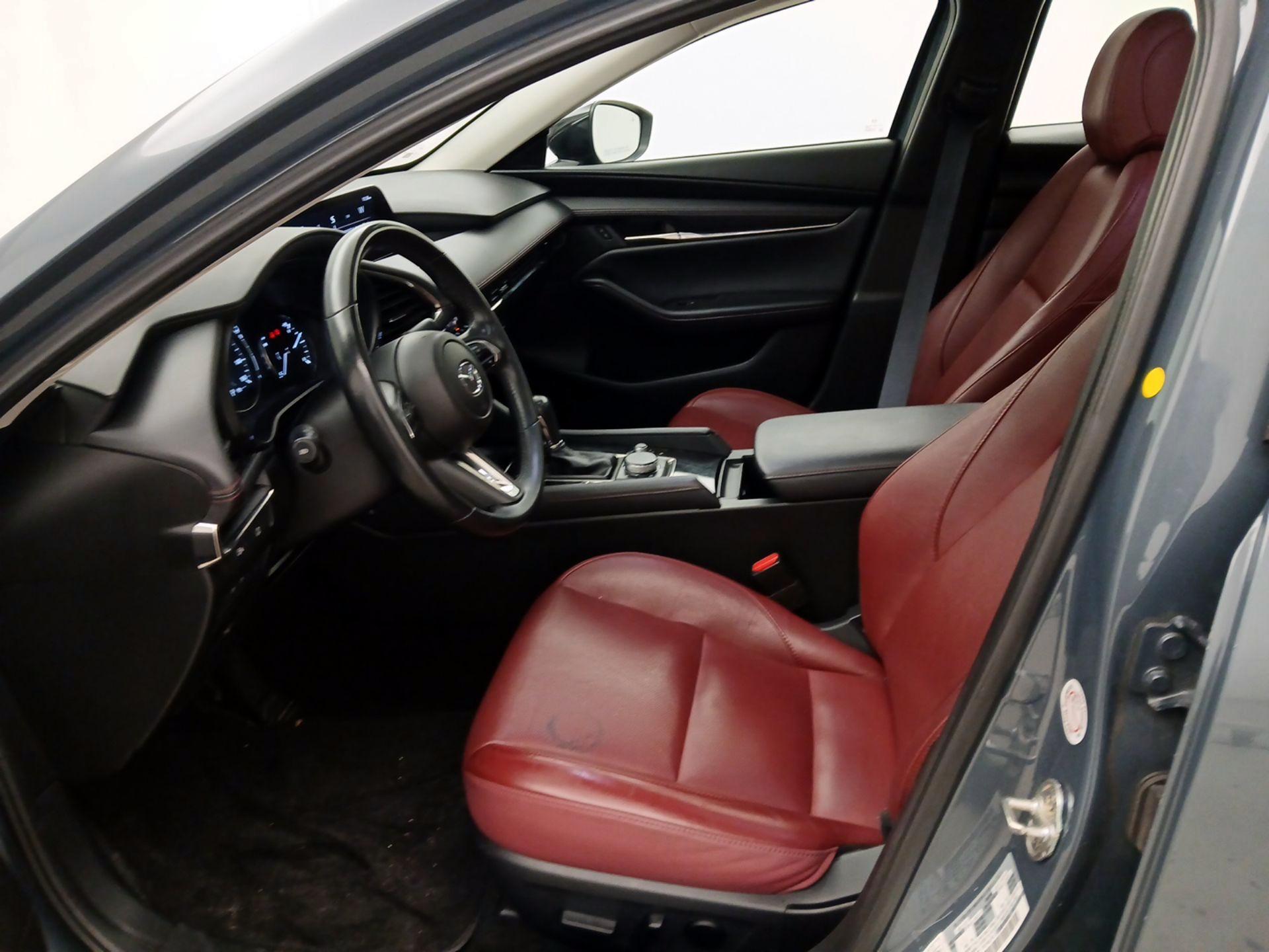 Thumbnail: 2024 Mazda Mazda3 - 11