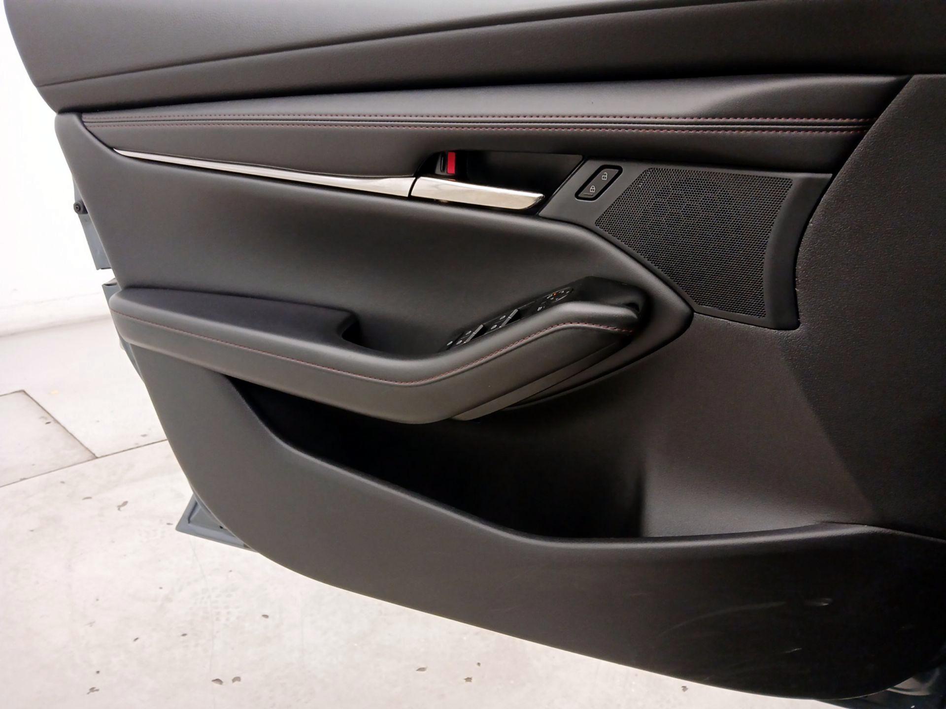 Thumbnail: 2024 Mazda Mazda3 - 12