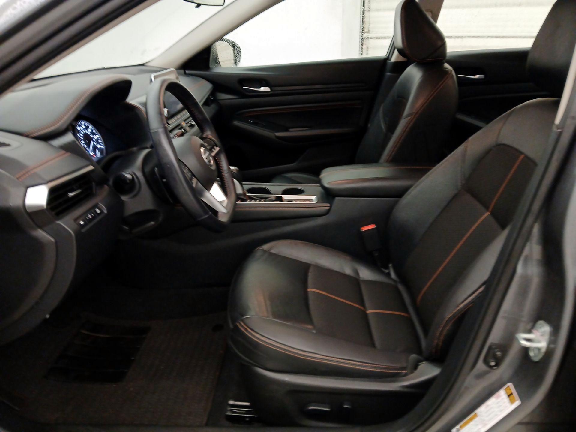 Thumbnail: 2021 Nissan Altima - 11