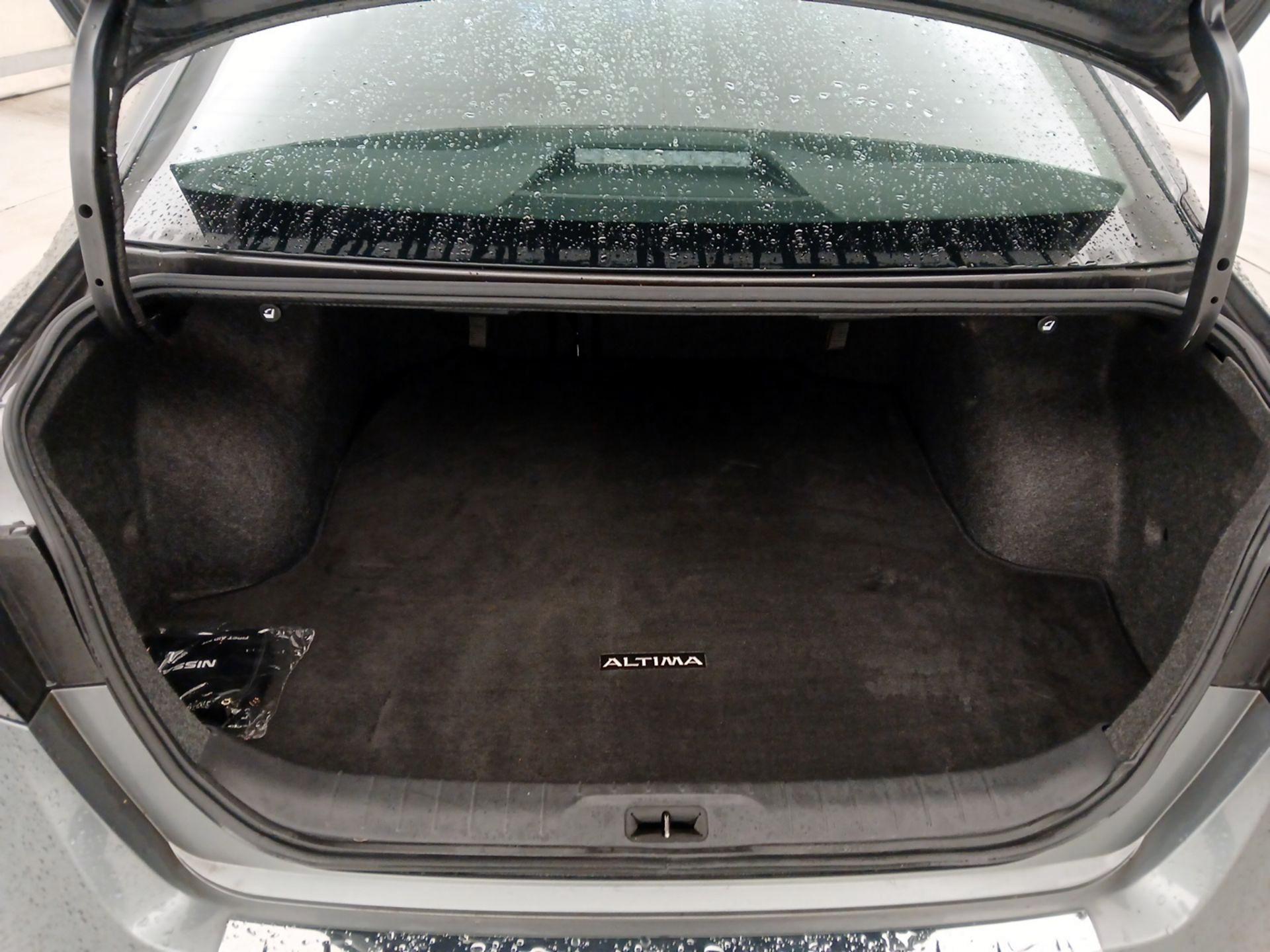 Thumbnail: 2021 Nissan Altima - 20