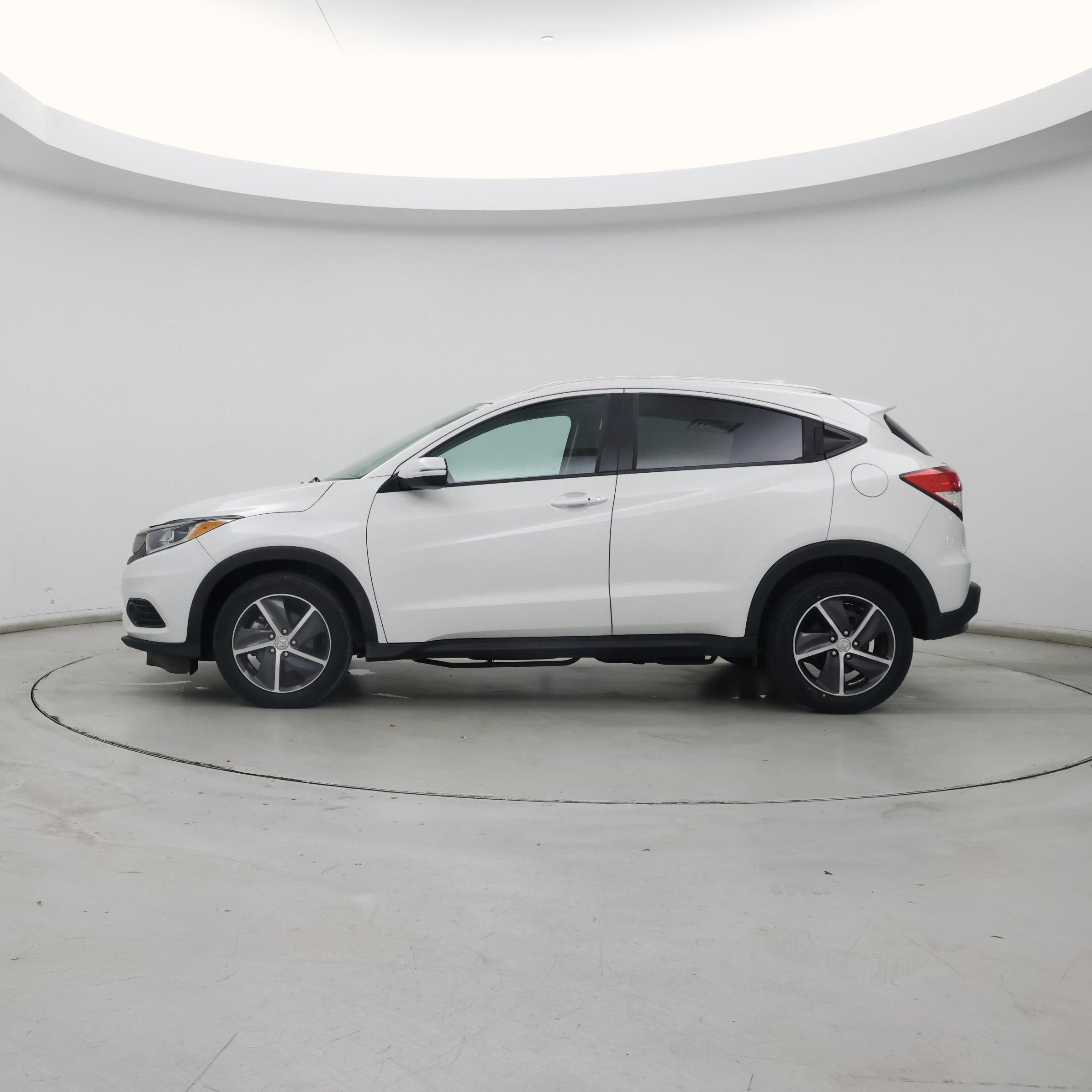 Thumbnail: 2021 Honda HR-V - 3