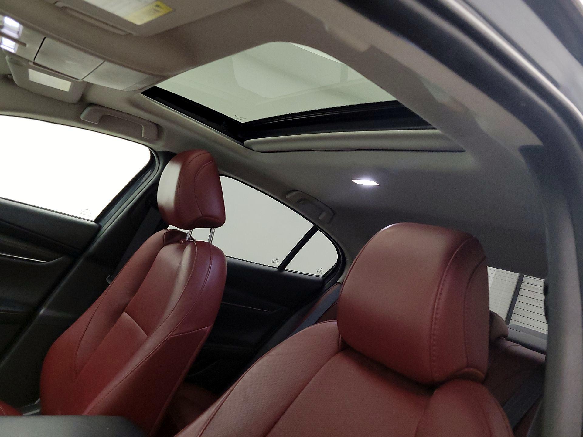 Thumbnail: 2023 Mazda Mazda3 - 18