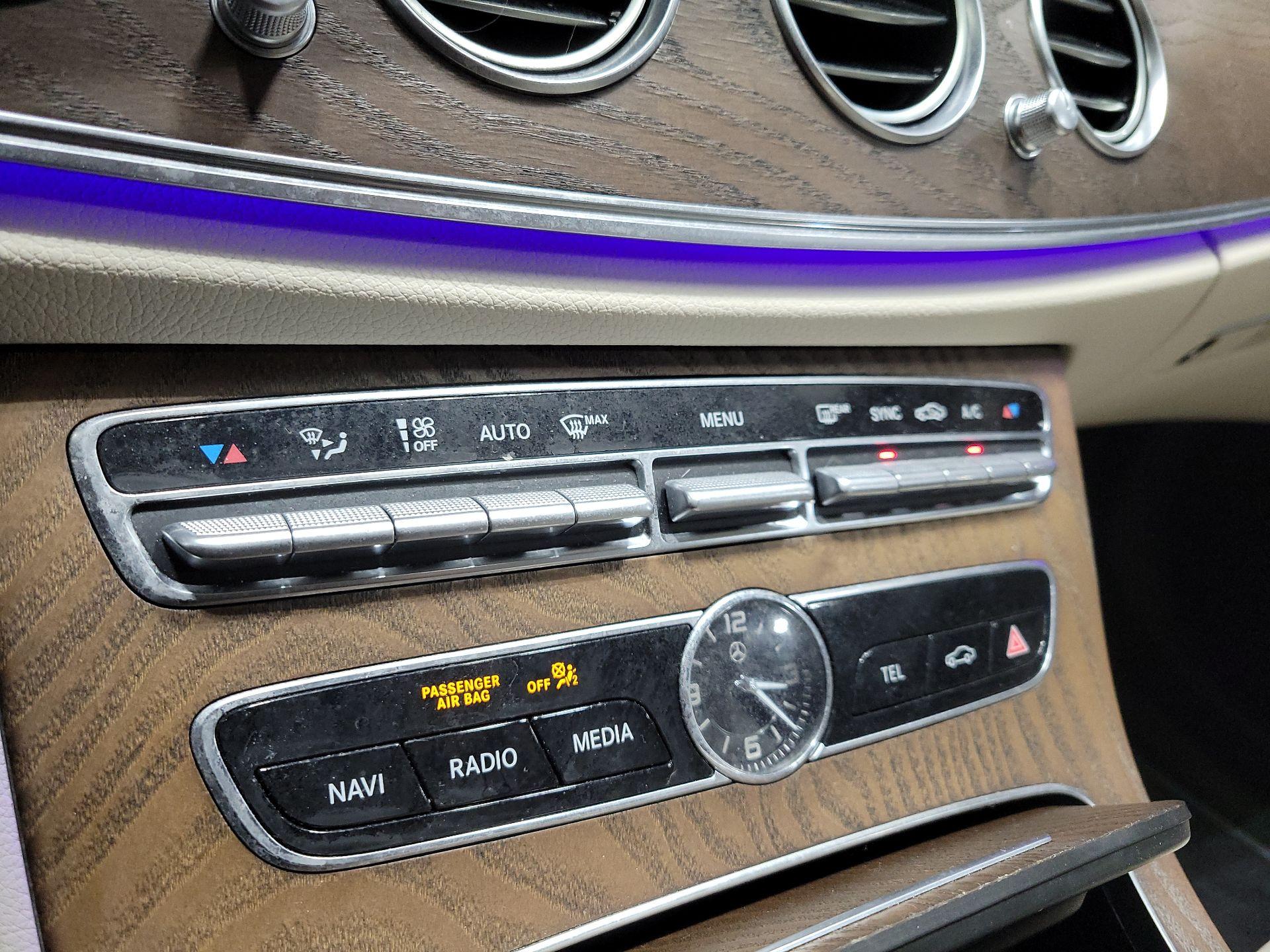 Thumbnail: 2020 Mercedes-Benz E-Class - 17