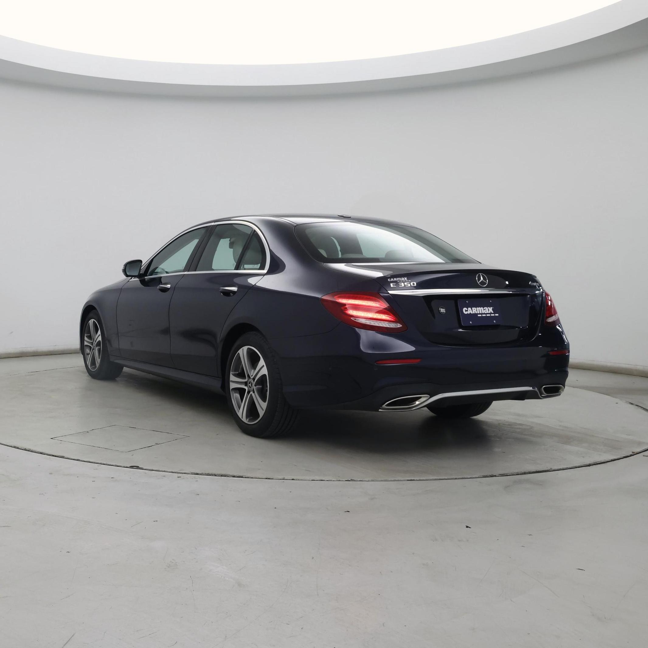 Thumbnail: 2020 Mercedes-Benz E-Class - 2