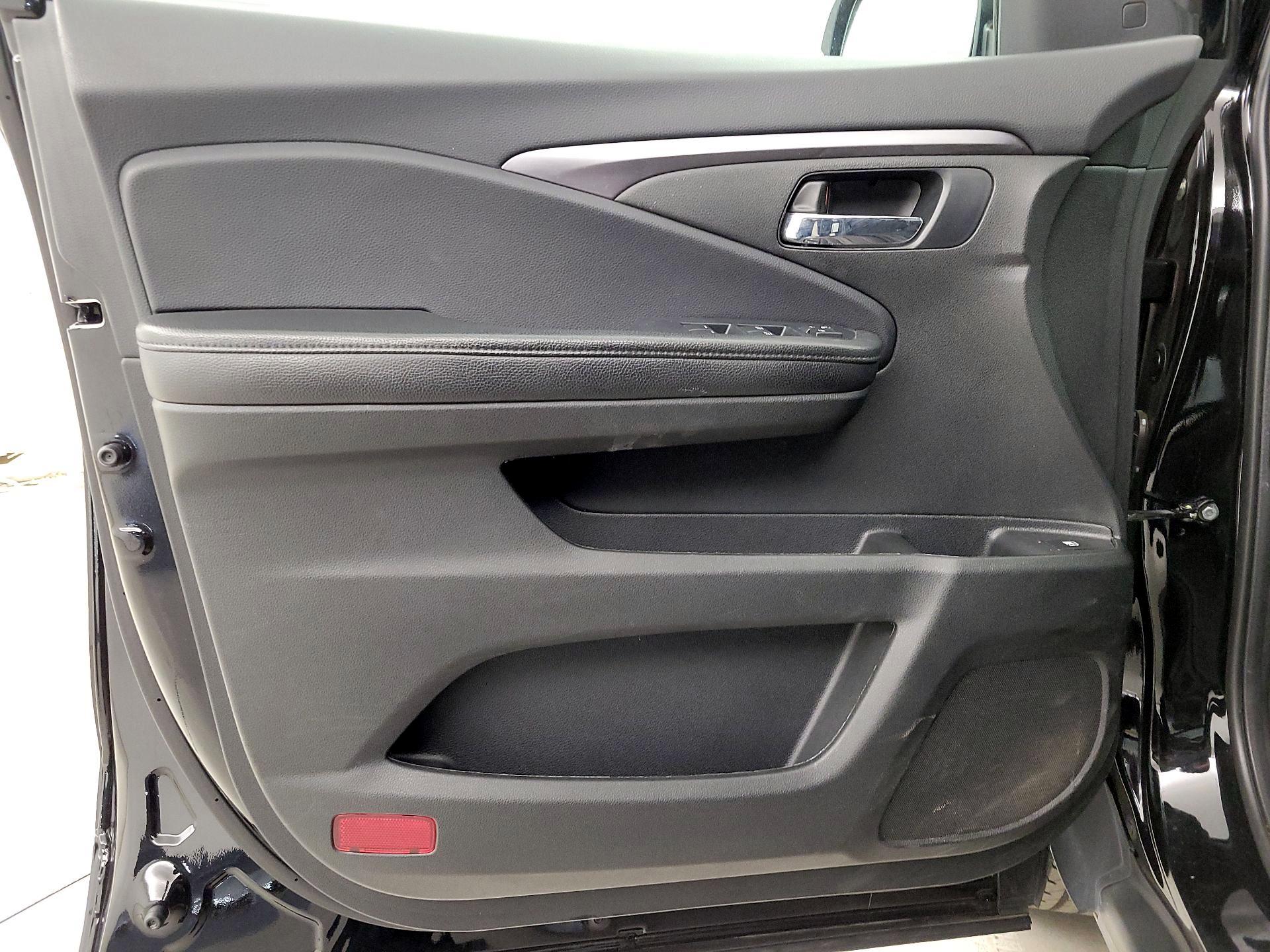 Thumbnail: 2022 Honda Pilot - 12