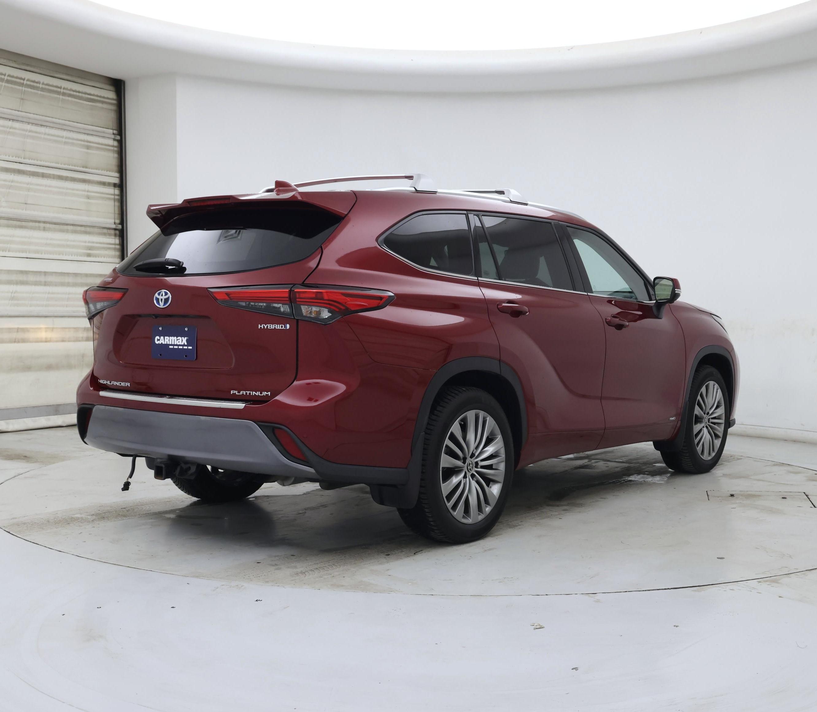 Thumbnail: 2023 Toyota Highlander - 8