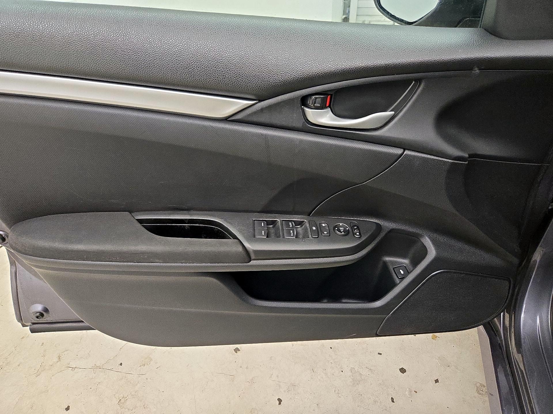 Thumbnail: 2020 Honda Civic - 12