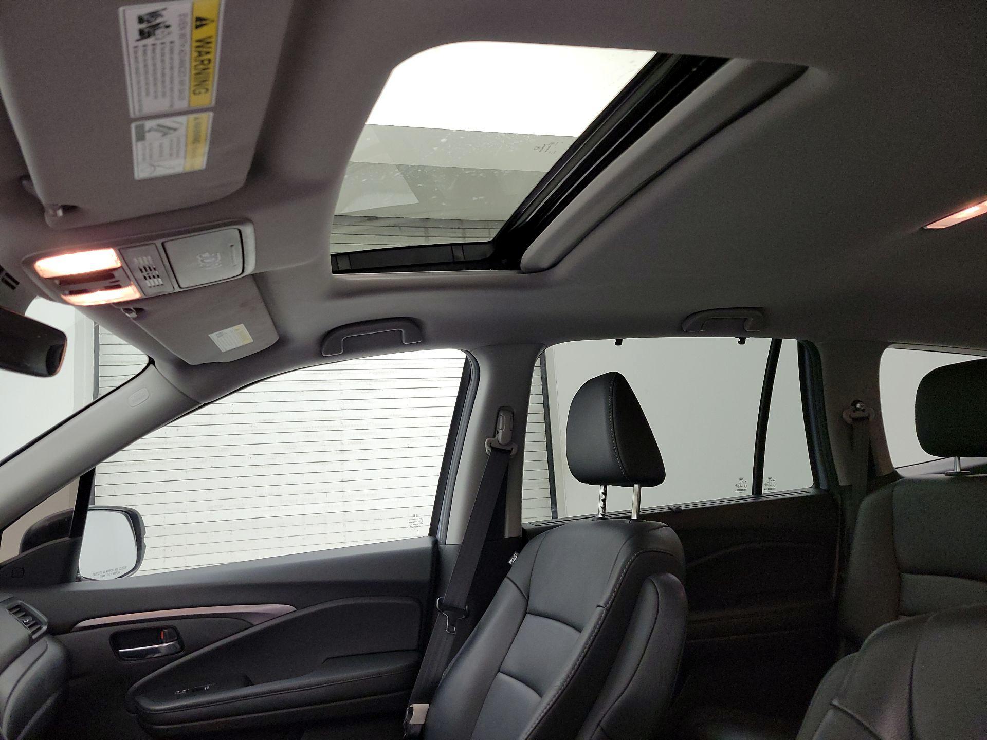 Thumbnail: 2022 Honda Pilot - 19