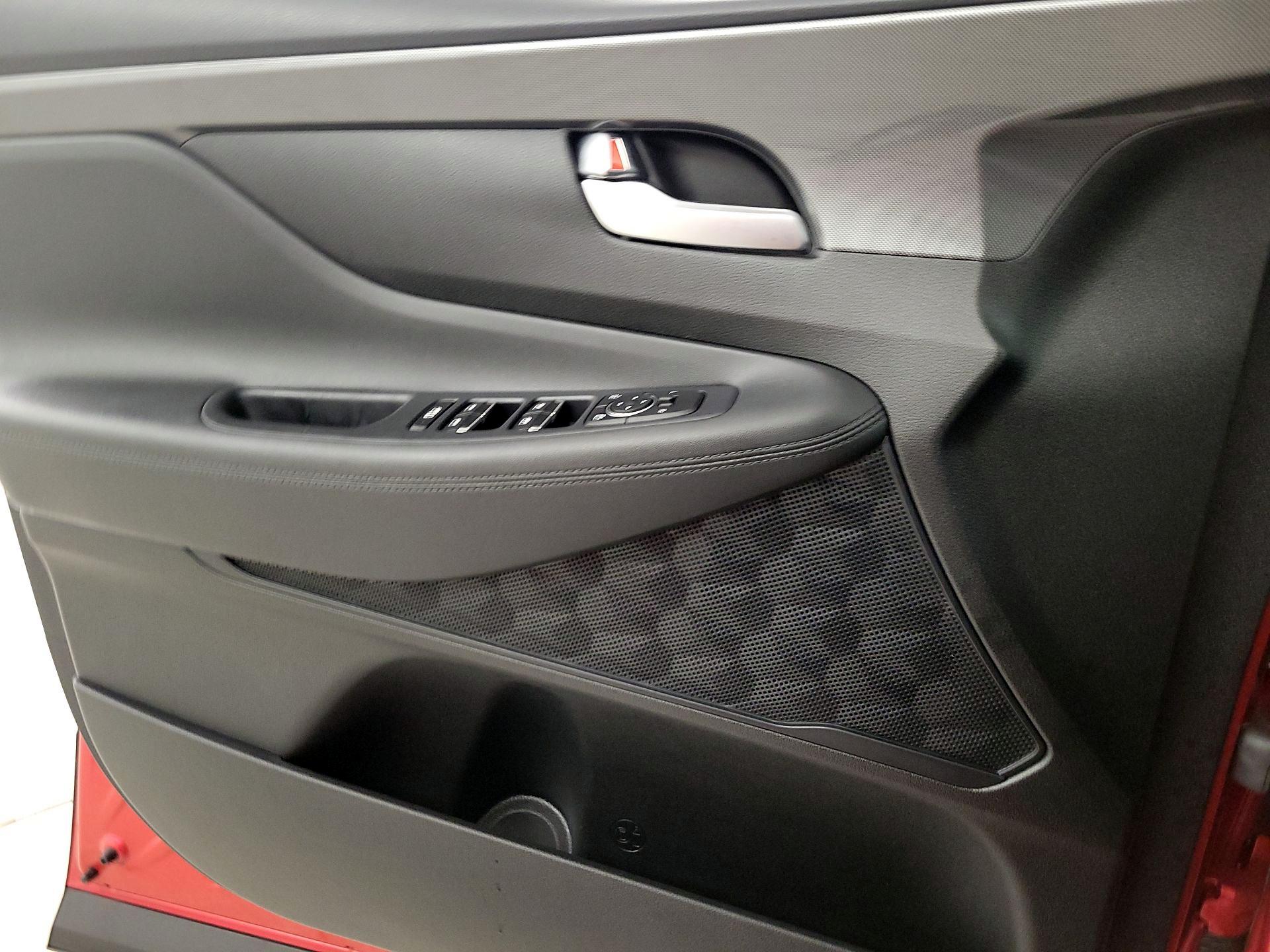 Thumbnail: 2022 Hyundai Santa Fe - 12