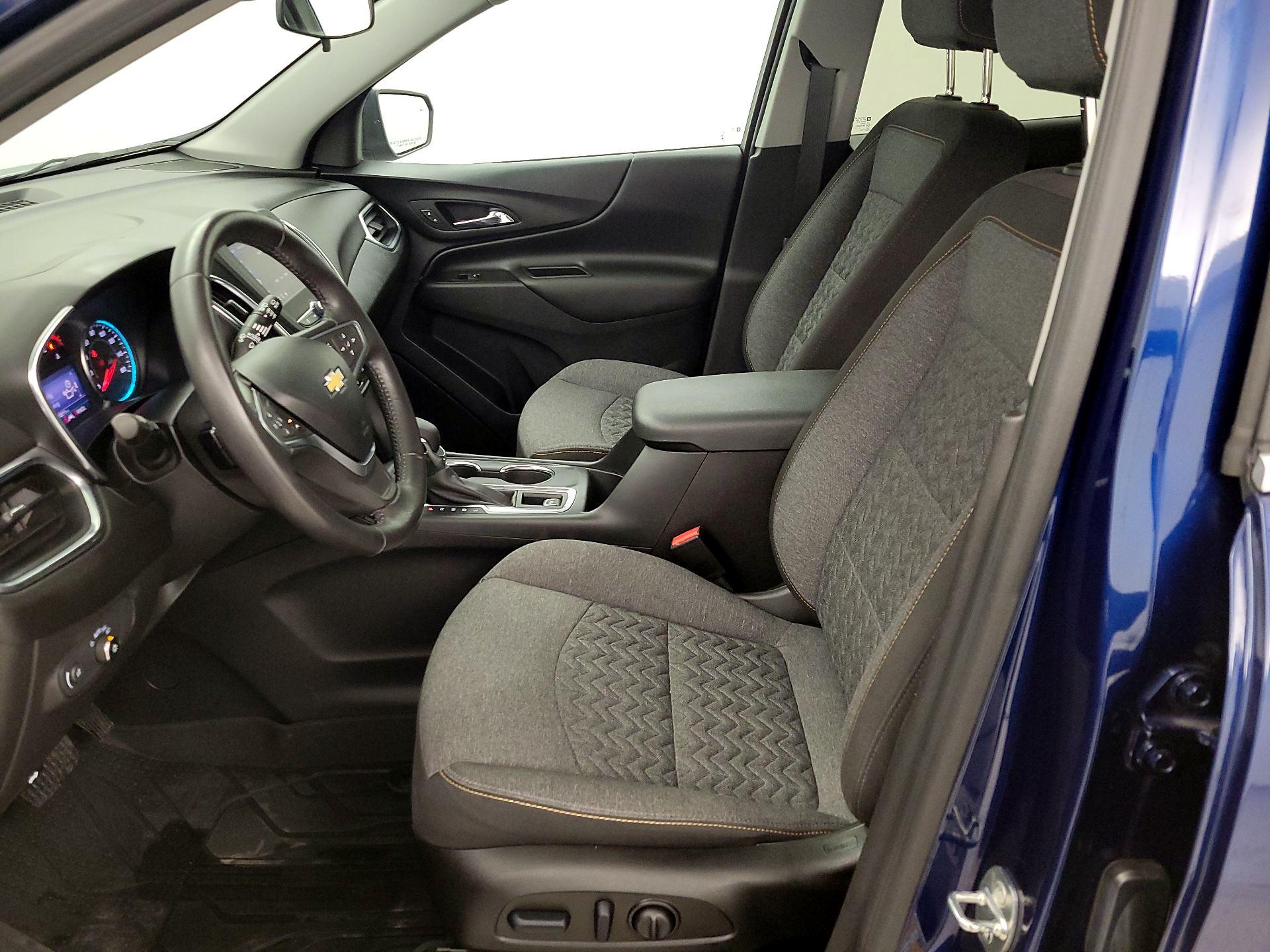 Thumbnail: 2022 Chevrolet Equinox - 11