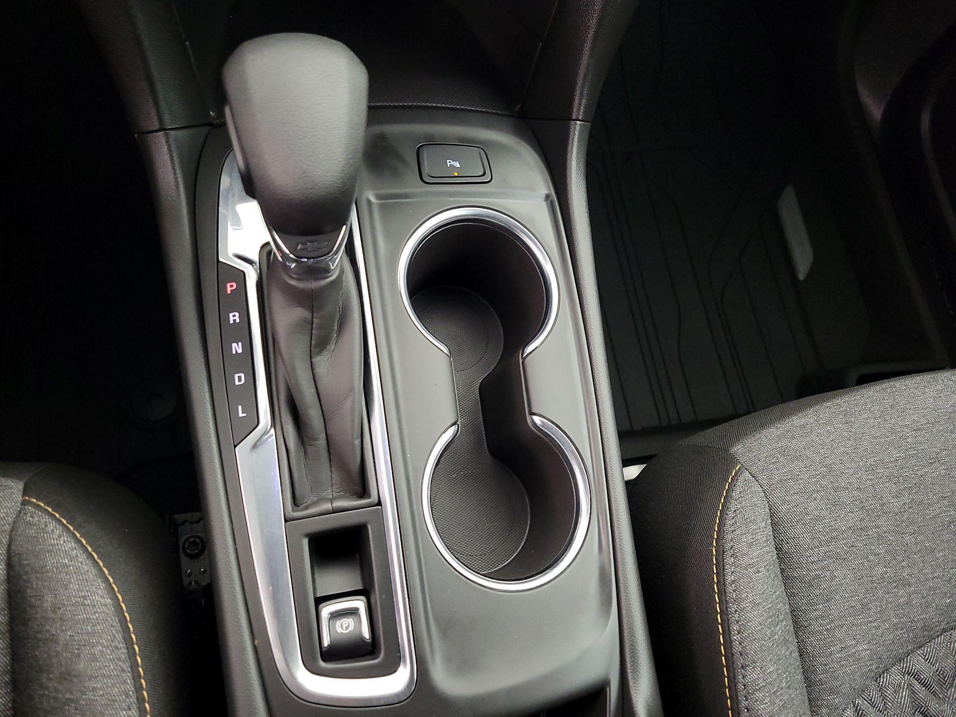 Thumbnail: 2022 Chevrolet Equinox - 17