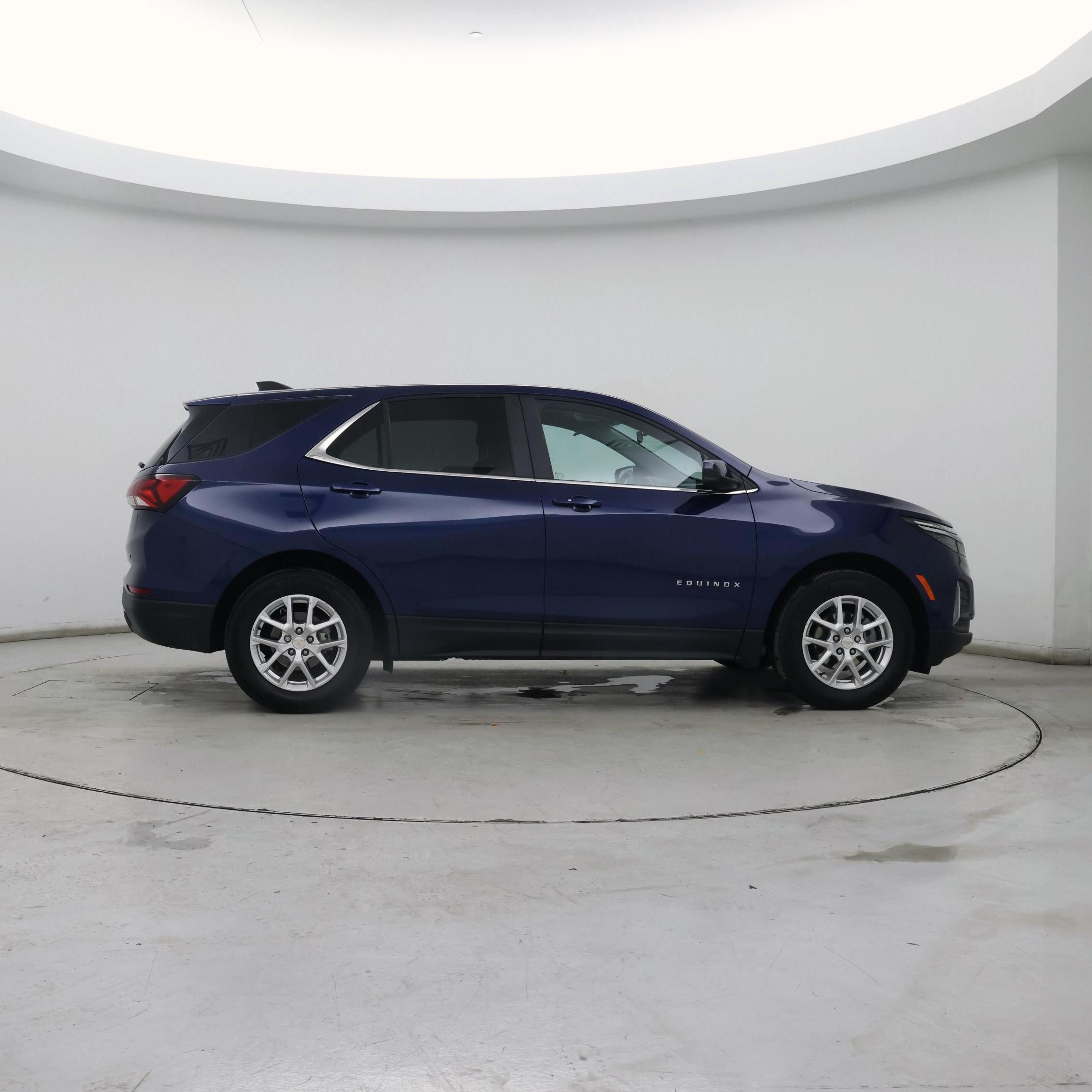 Thumbnail: 2022 Chevrolet Equinox - 7