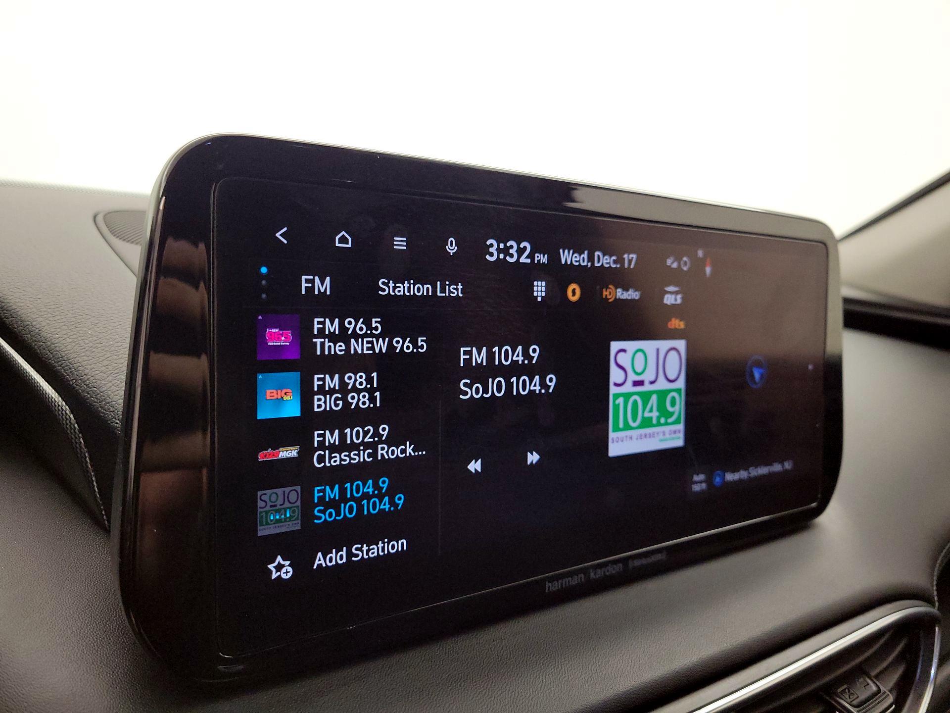 Thumbnail: 2023 Hyundai Santa Fe - 16