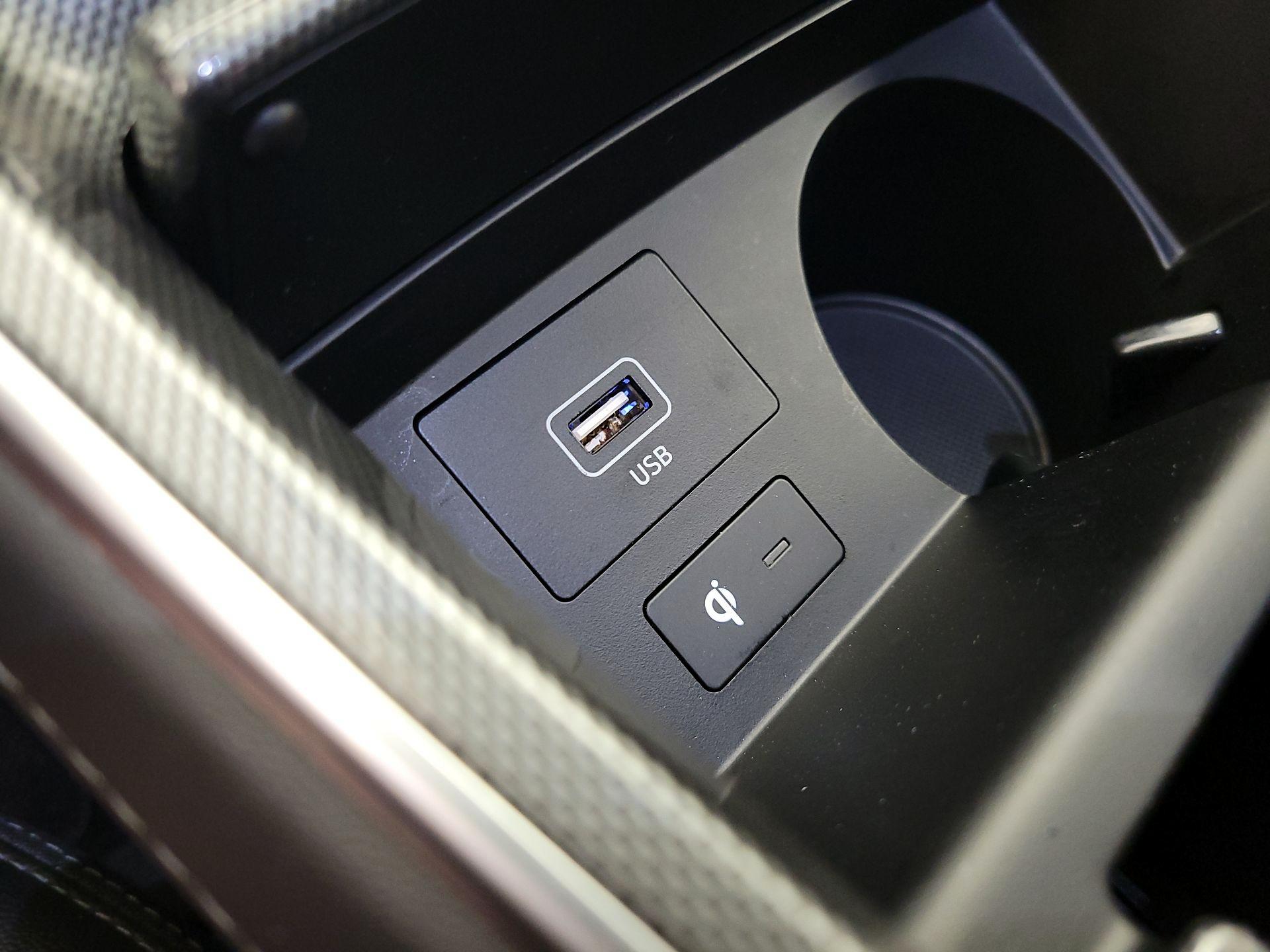 Thumbnail: 2023 Hyundai Santa Fe - 19