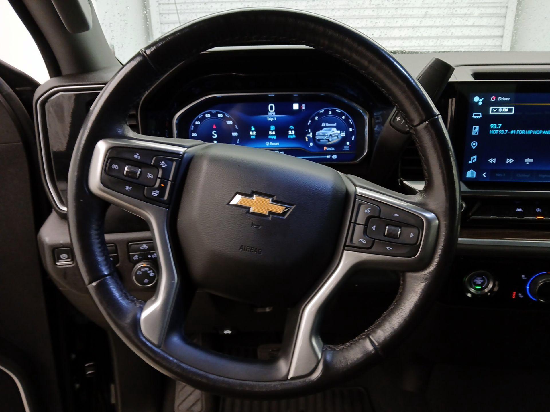 Thumbnail: 2022 Chevrolet Silverado 1500 - 10