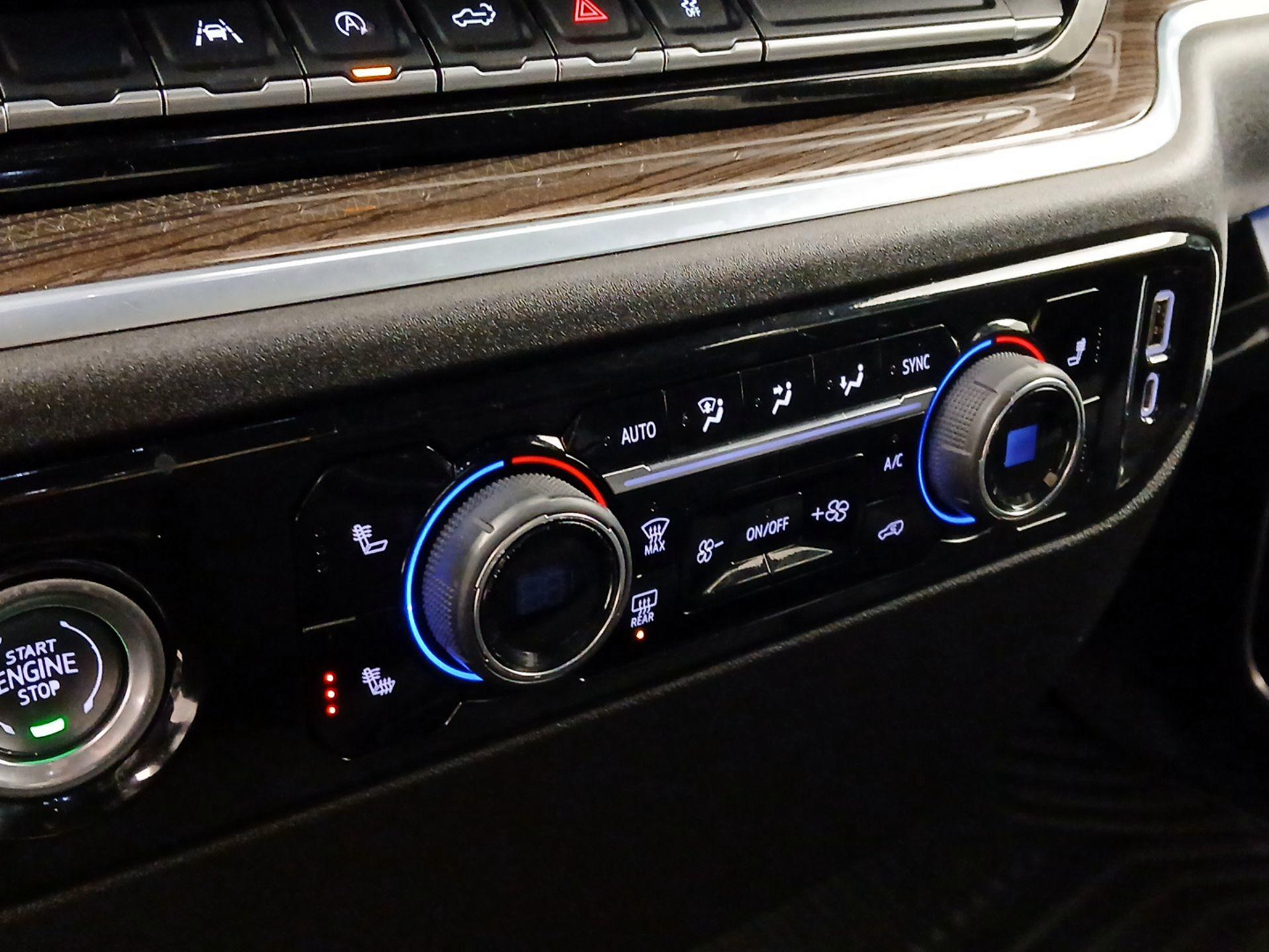 Thumbnail: 2022 Chevrolet Silverado 1500 - 17