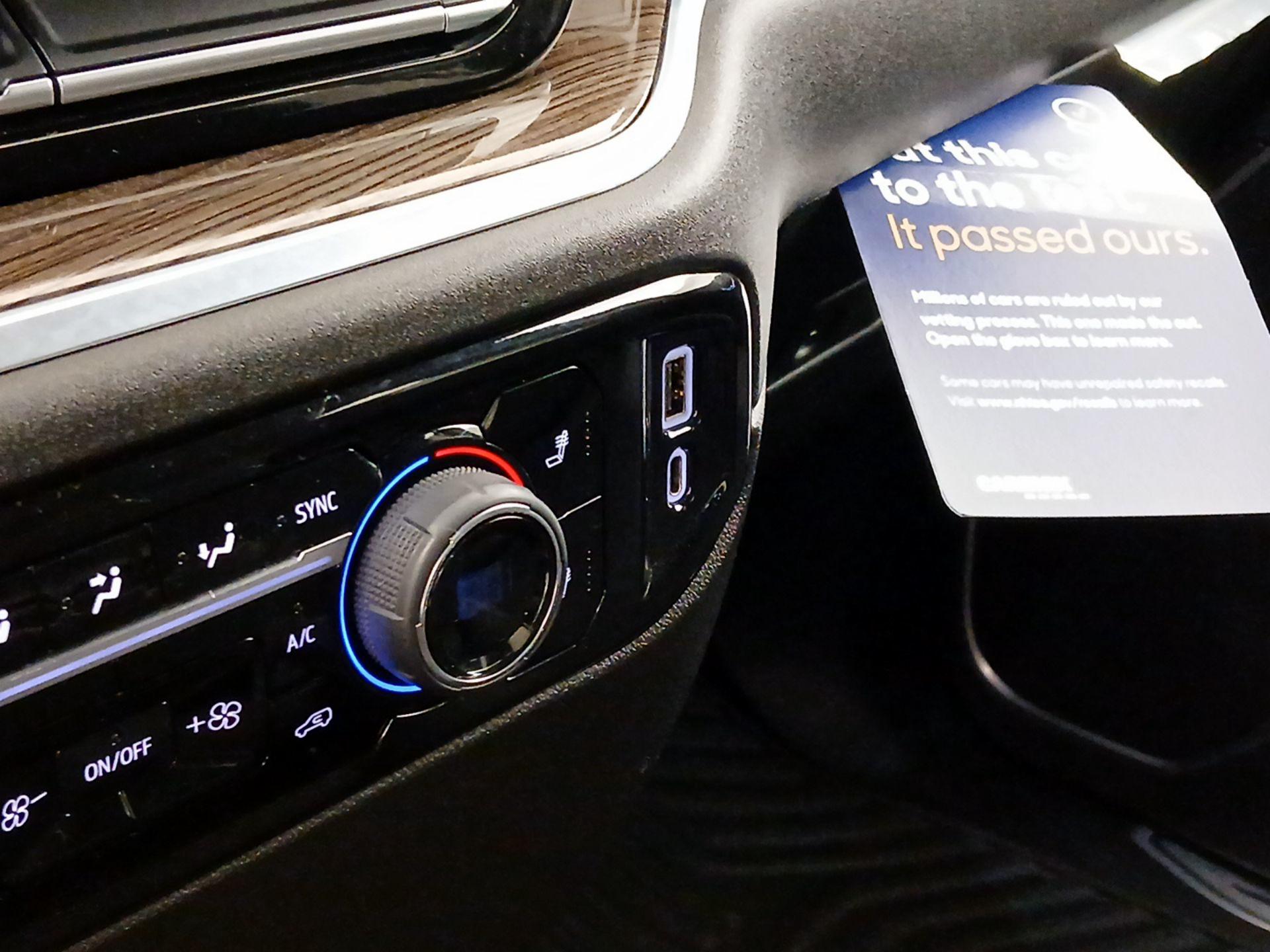 Thumbnail: 2022 Chevrolet Silverado 1500 - 19