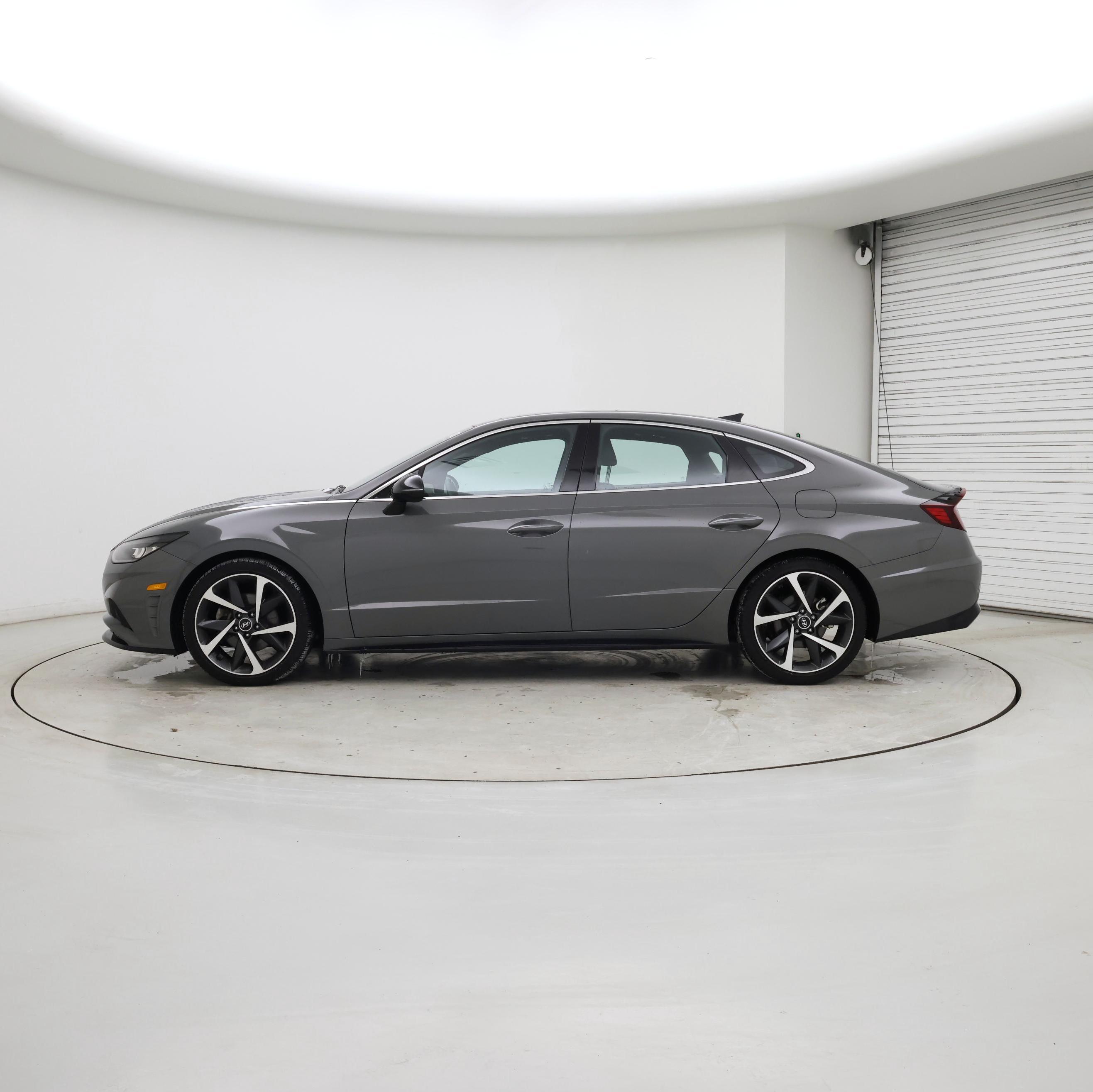 Thumbnail: 2023 Hyundai Sonata - 3