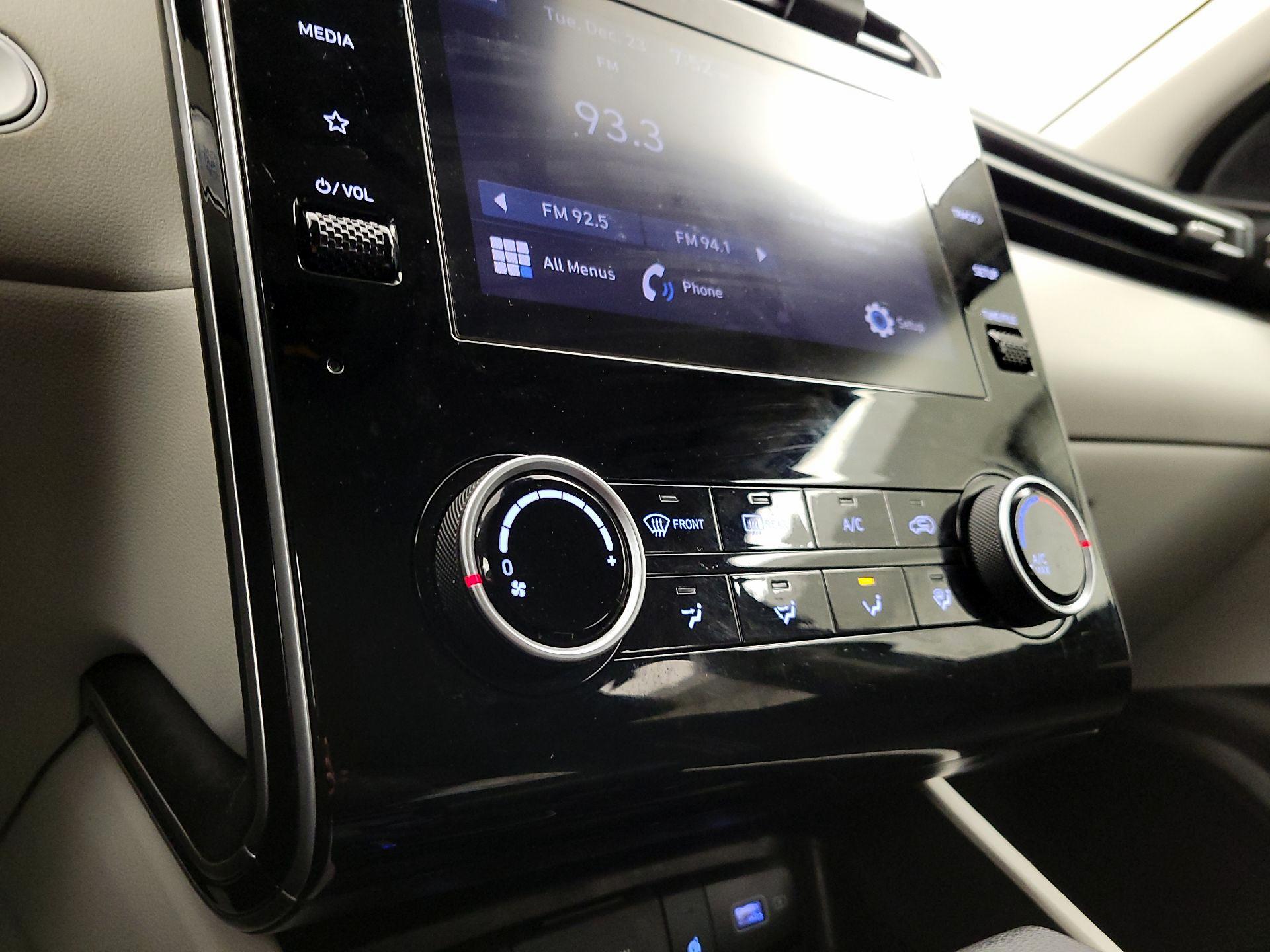 Thumbnail: 2023 Hyundai Tucson - 16