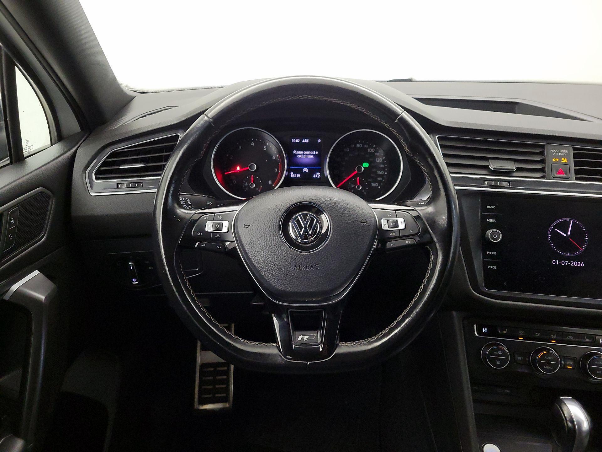 Thumbnail: 2021 Volkswagen Tiguan - 10