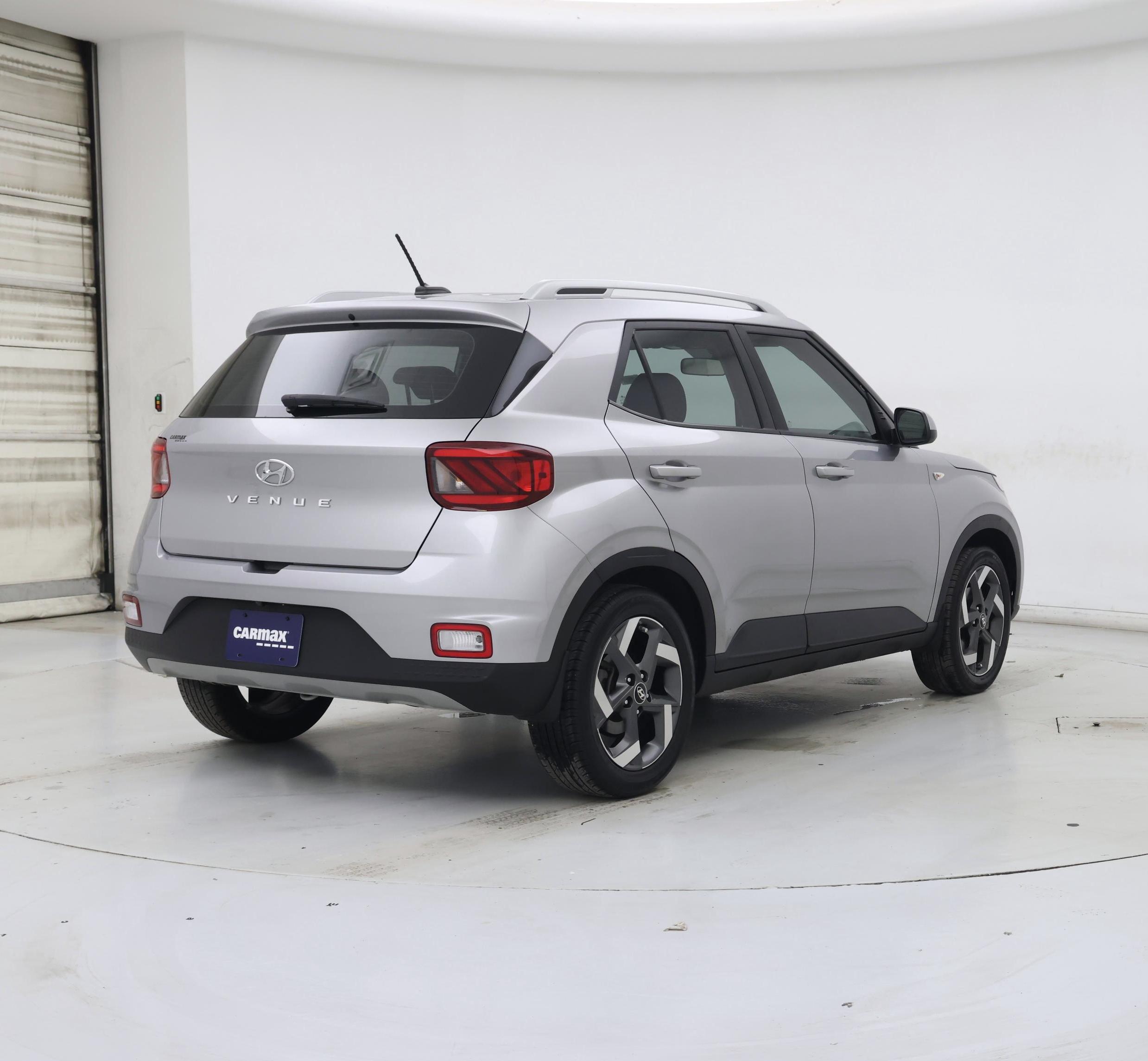 Thumbnail: 2023 Hyundai Venue - 8
