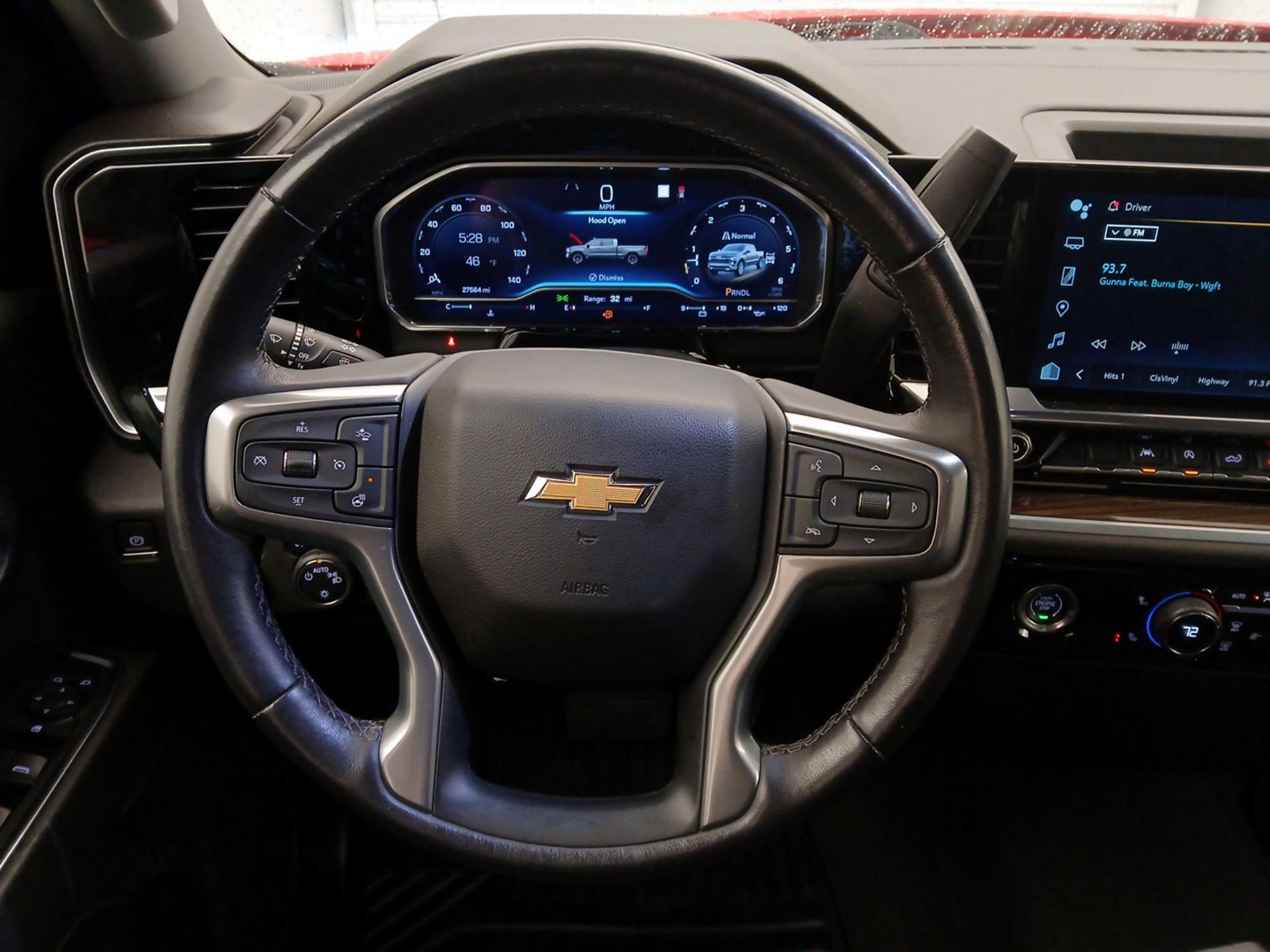 Thumbnail: 2022 Chevrolet Silverado 1500 - 10