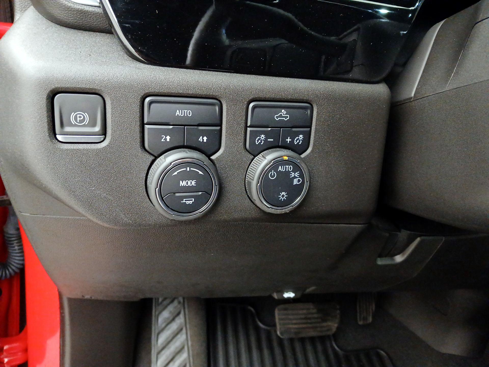 Thumbnail: 2022 Chevrolet Silverado 1500 - 13