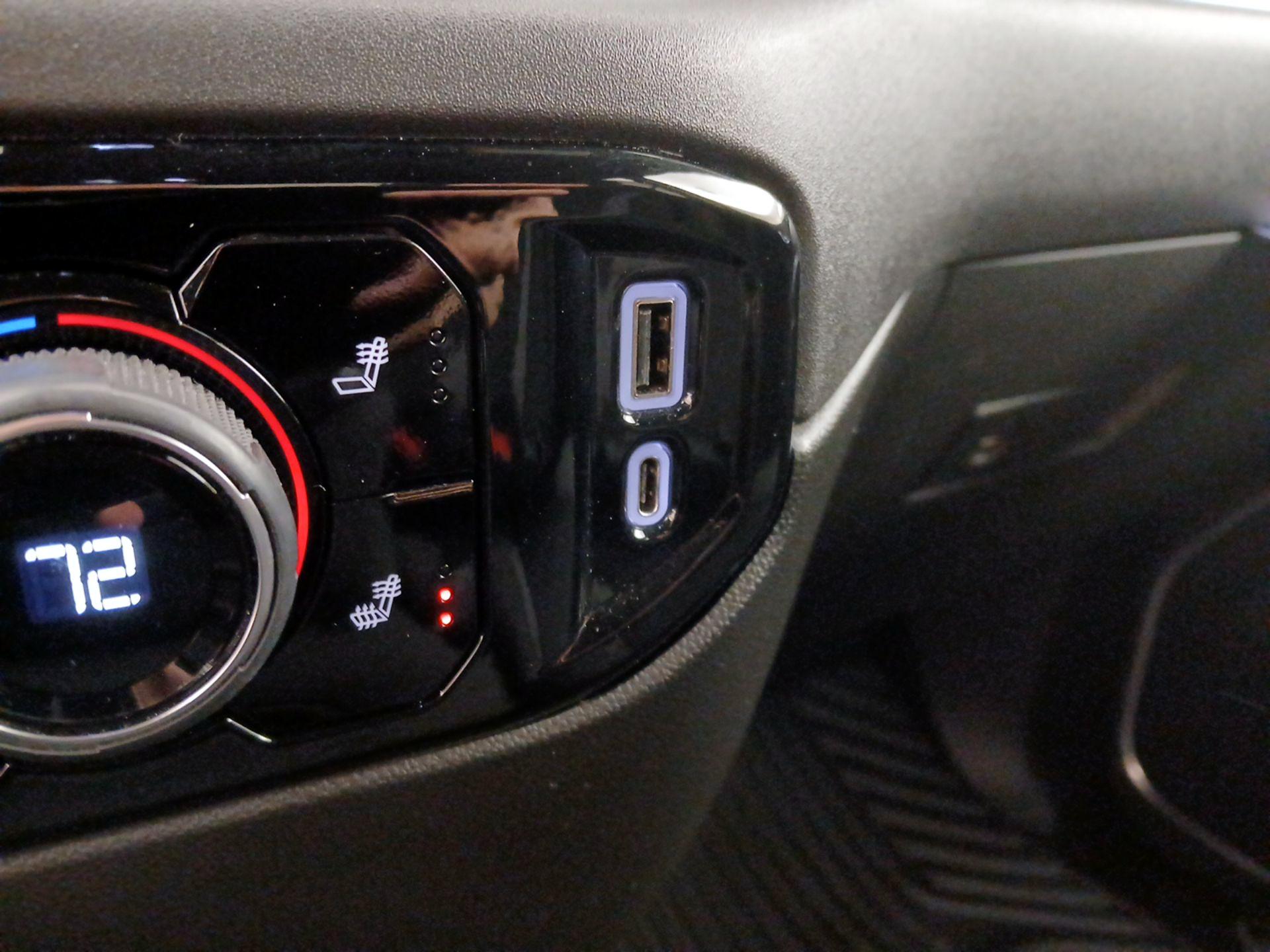 Thumbnail: 2022 Chevrolet Silverado 1500 - 18