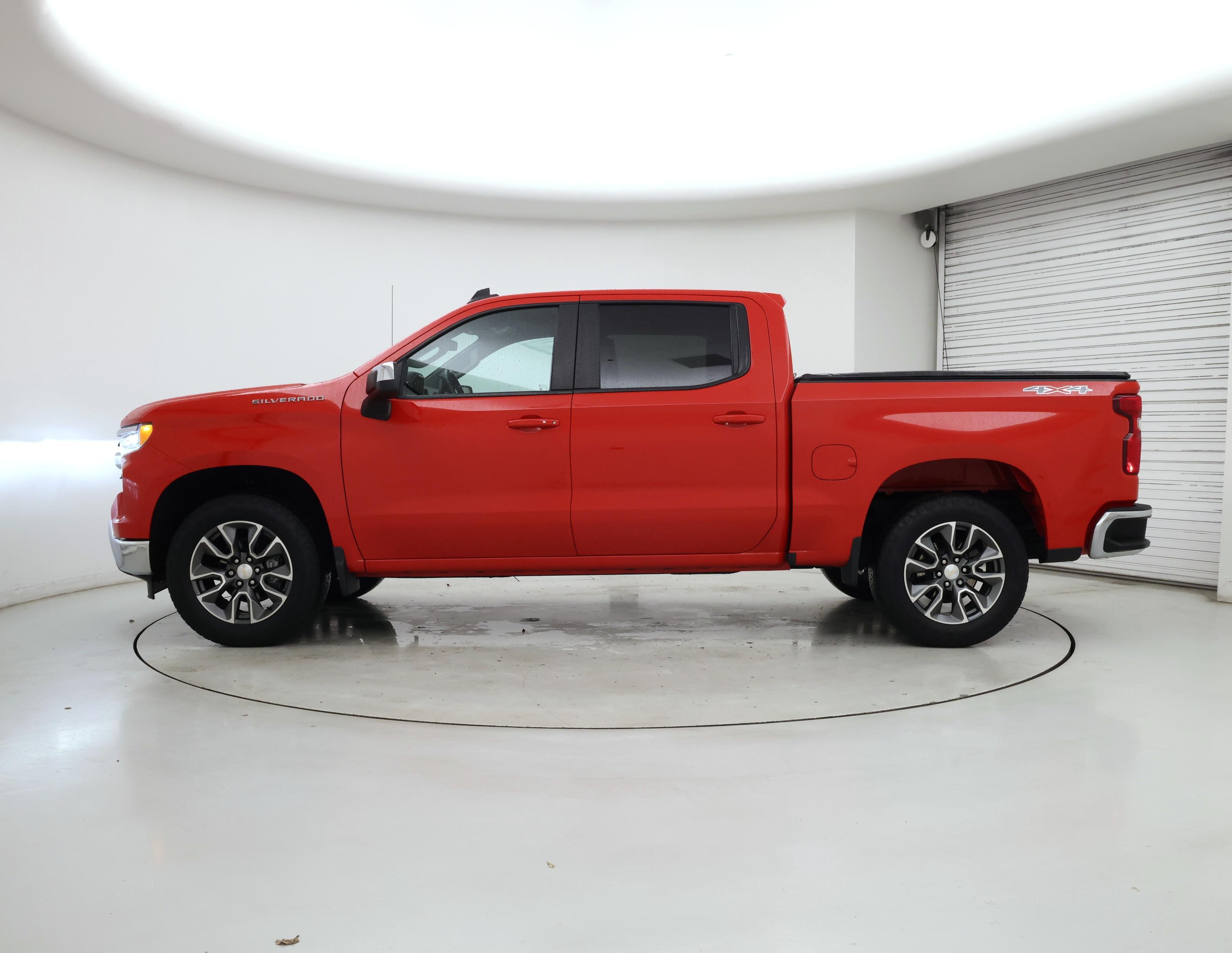 Thumbnail: 2022 Chevrolet Silverado 1500 - 3