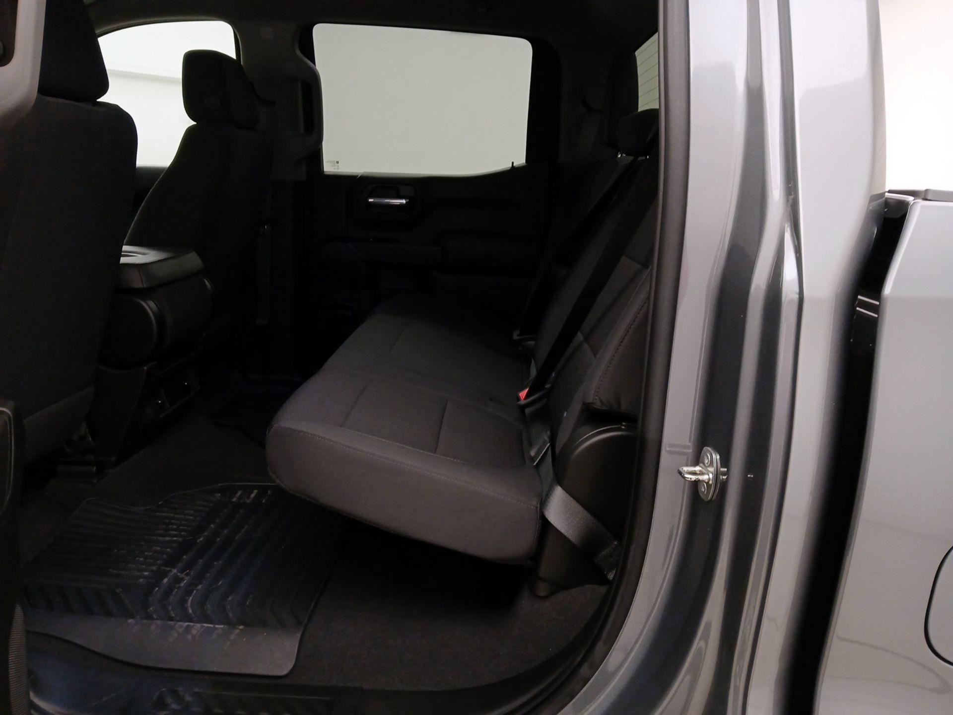 Thumbnail: 2021 Chevrolet Silverado 1500 - 19