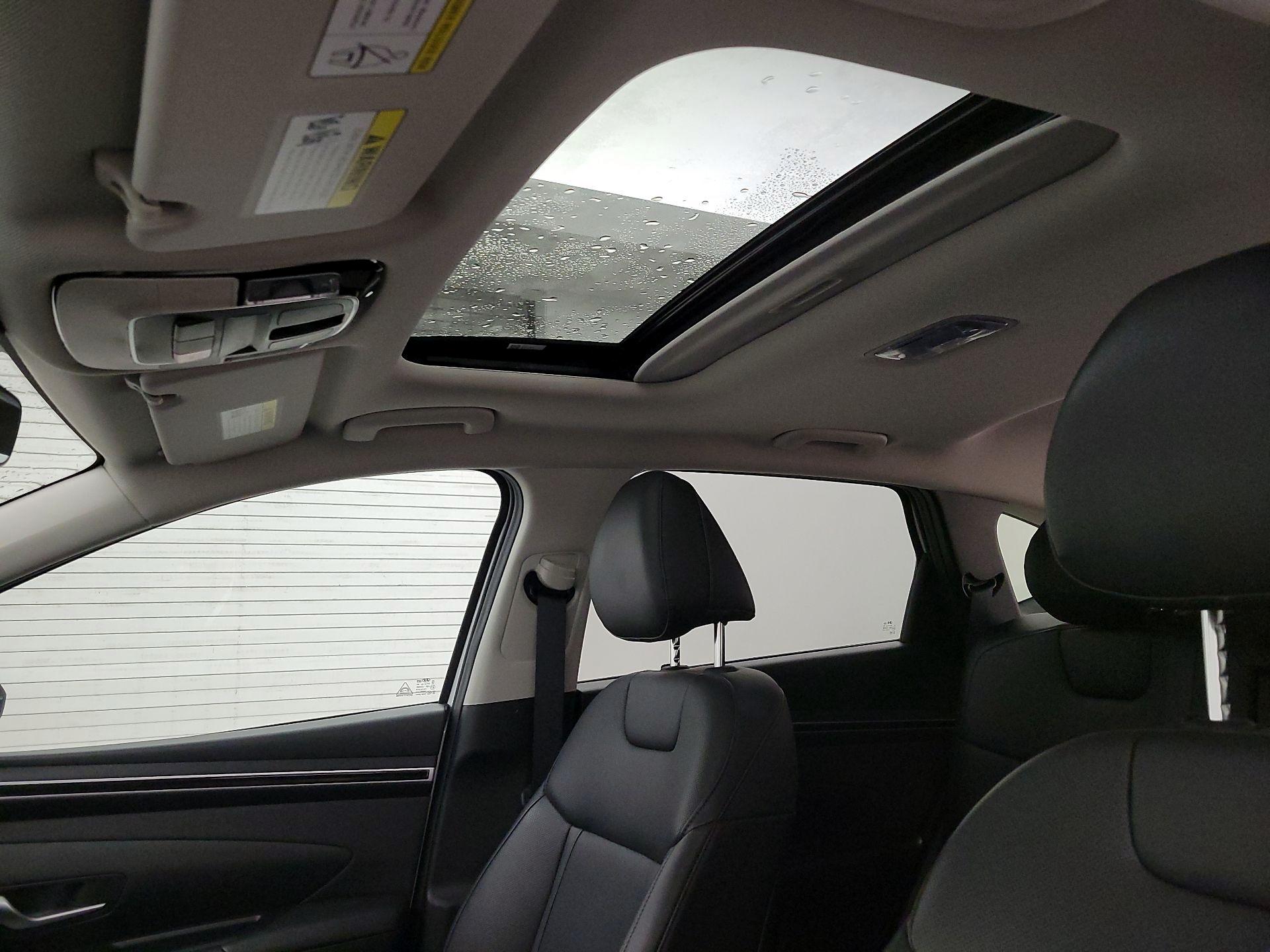 Thumbnail: 2023 Hyundai Tucson - 19