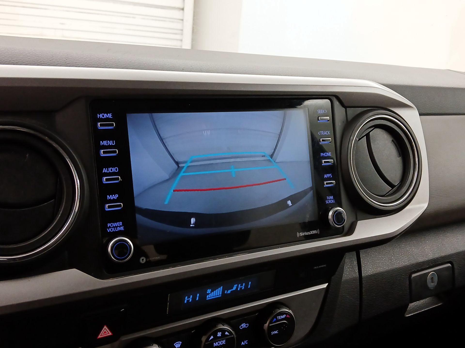 Thumbnail: 2021 Toyota Tacoma - 14