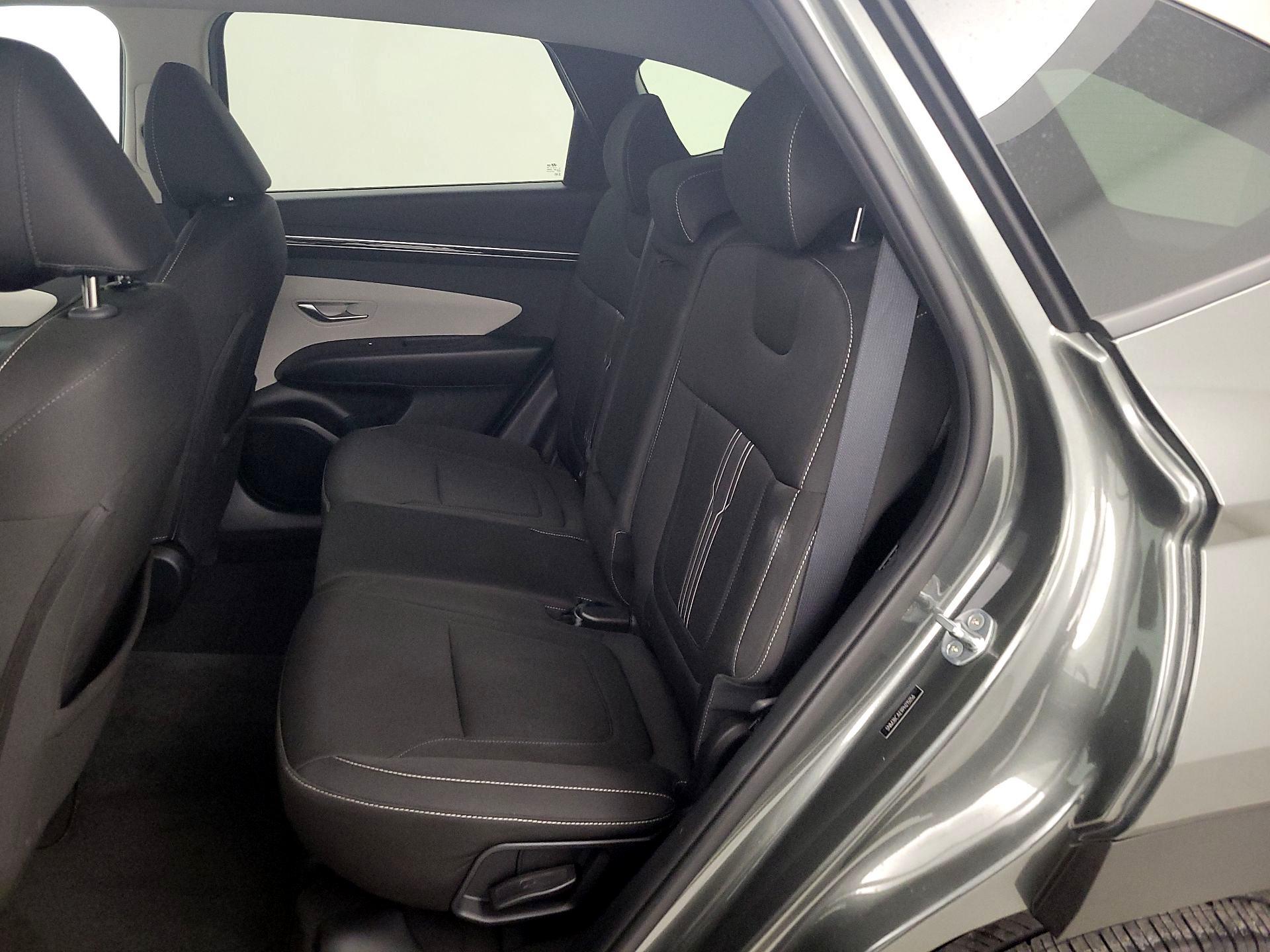 Thumbnail: 2023 Hyundai Tucson - 19