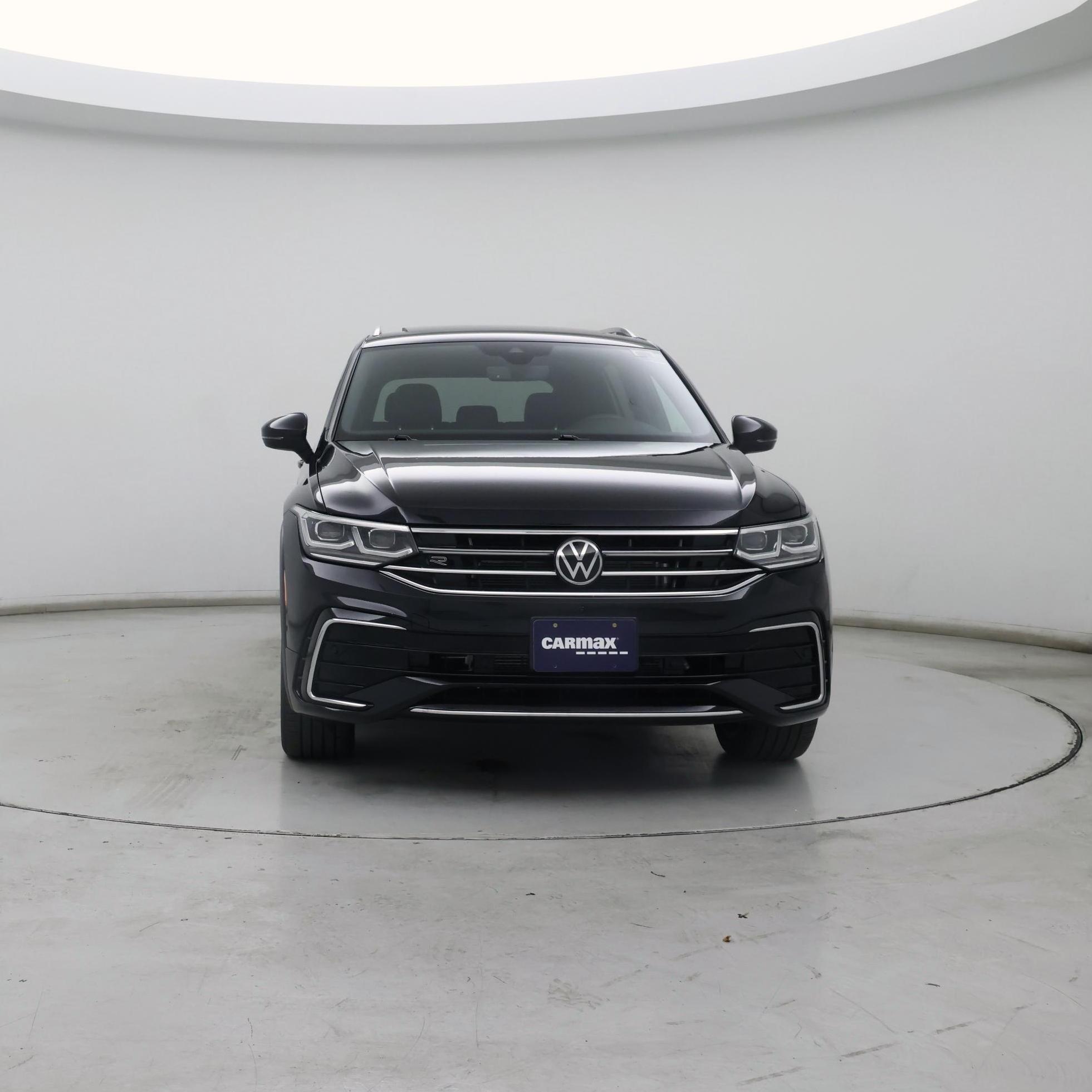 Thumbnail: 2022 Volkswagen Tiguan - 5