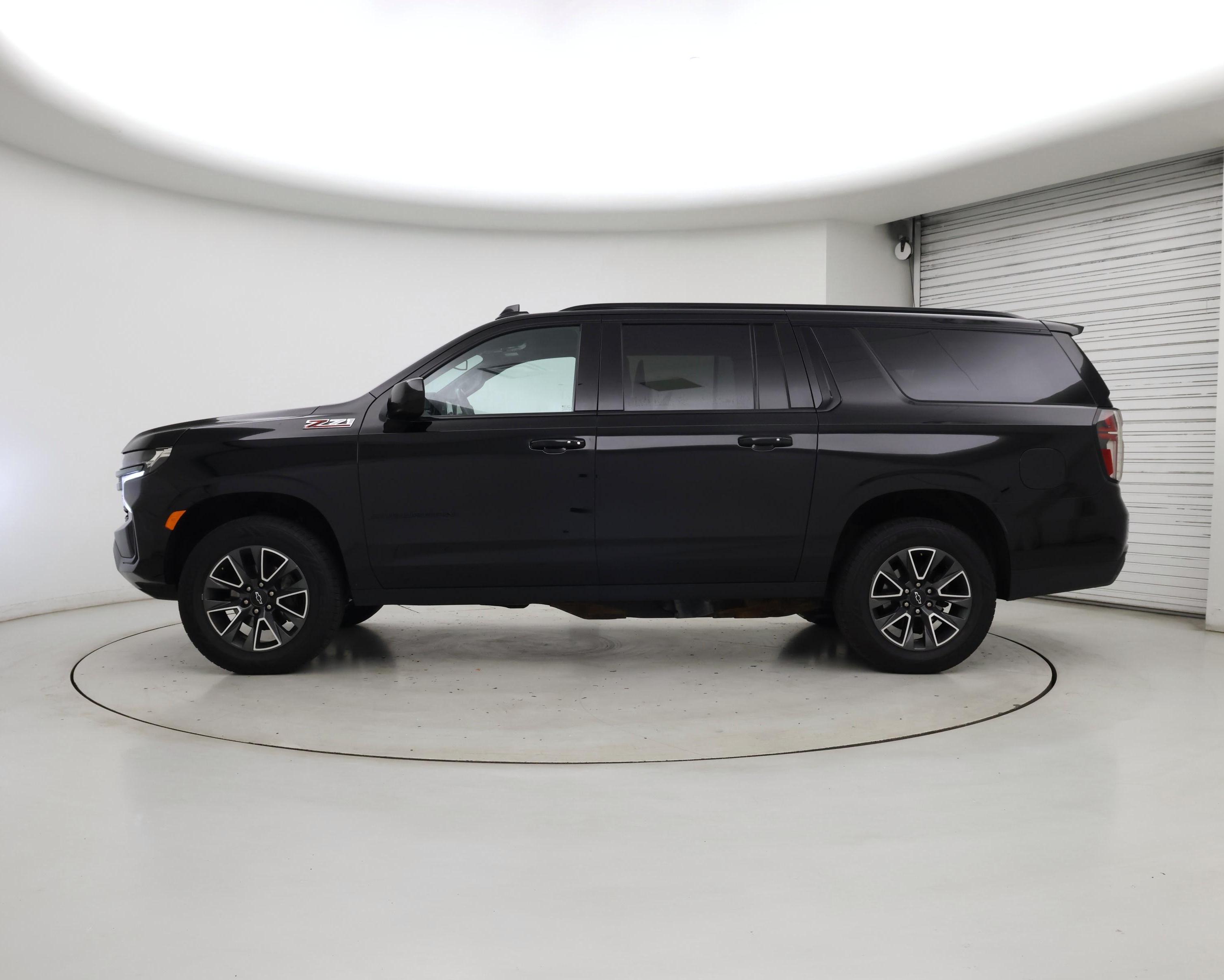 Thumbnail: 2021 Chevrolet Suburban - 3