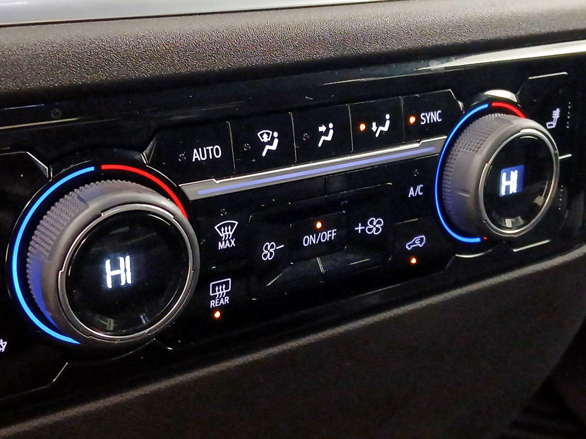 Thumbnail: 2022 Chevrolet Silverado 1500 - 17