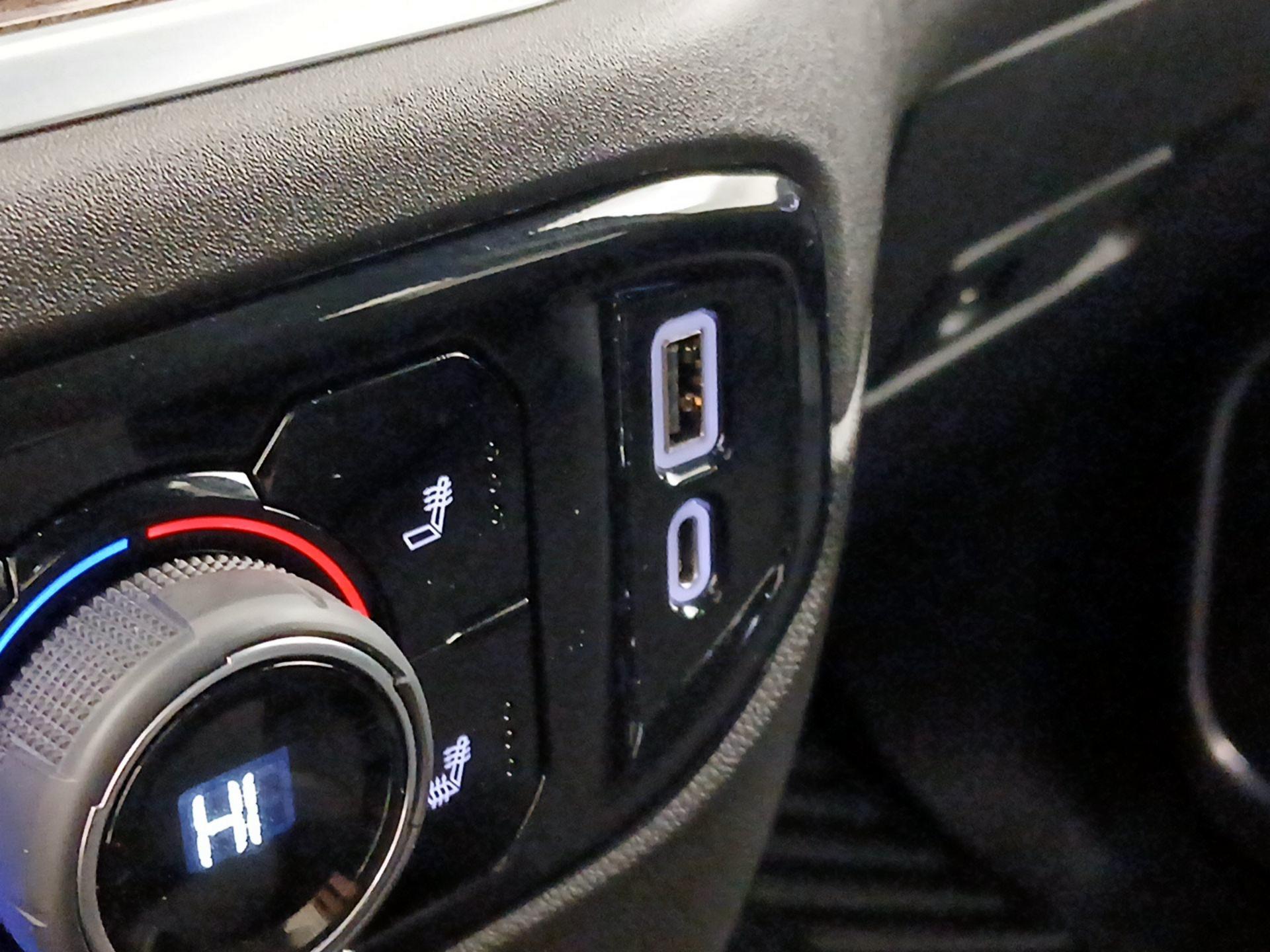 Thumbnail: 2022 Chevrolet Silverado 1500 - 19