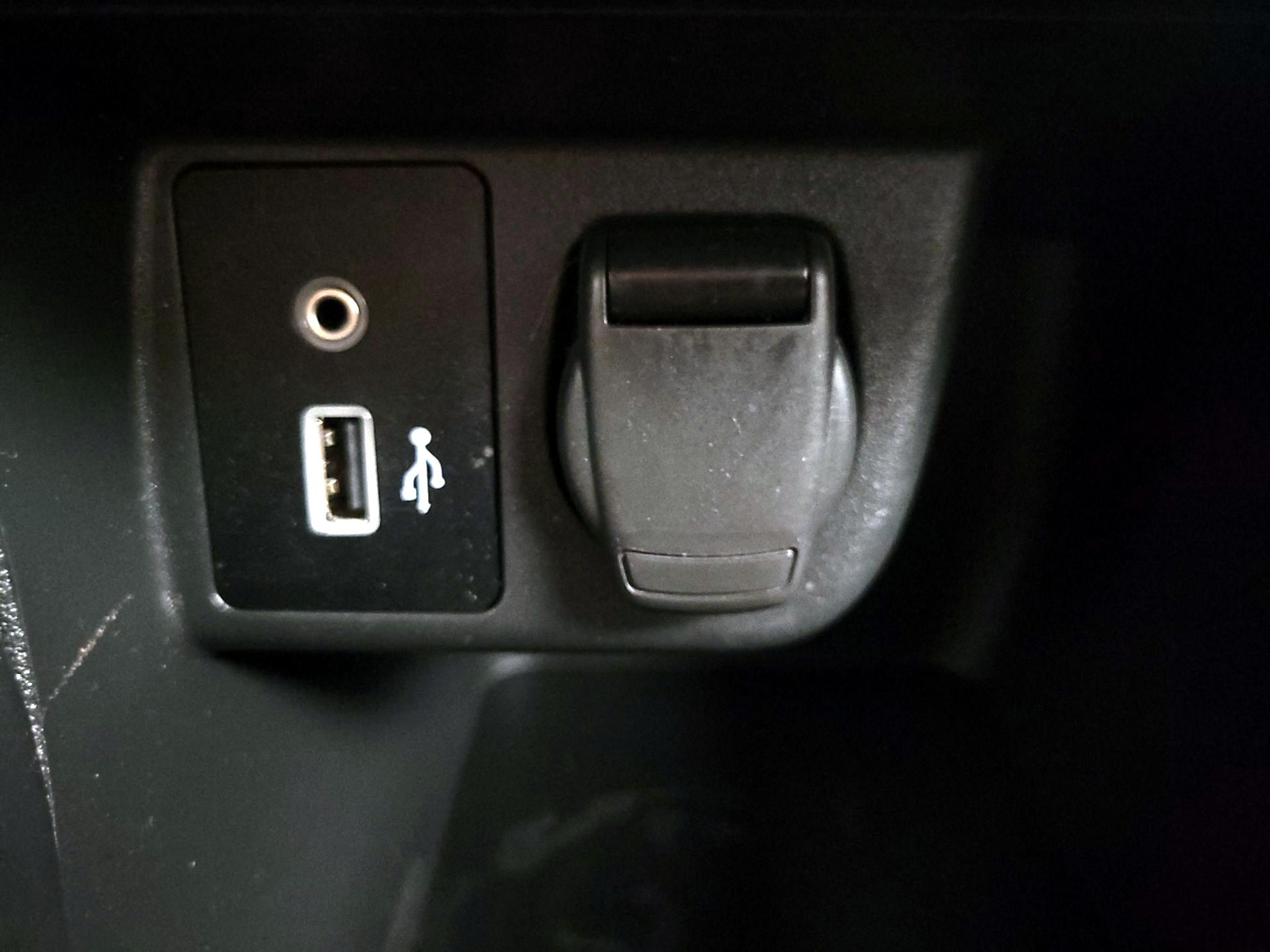 Thumbnail: 2021 Nissan Versa - 18