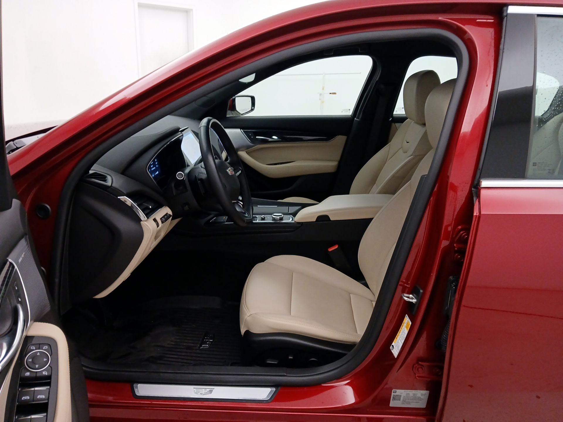 Thumbnail: 2023 Cadillac CT5 - 11