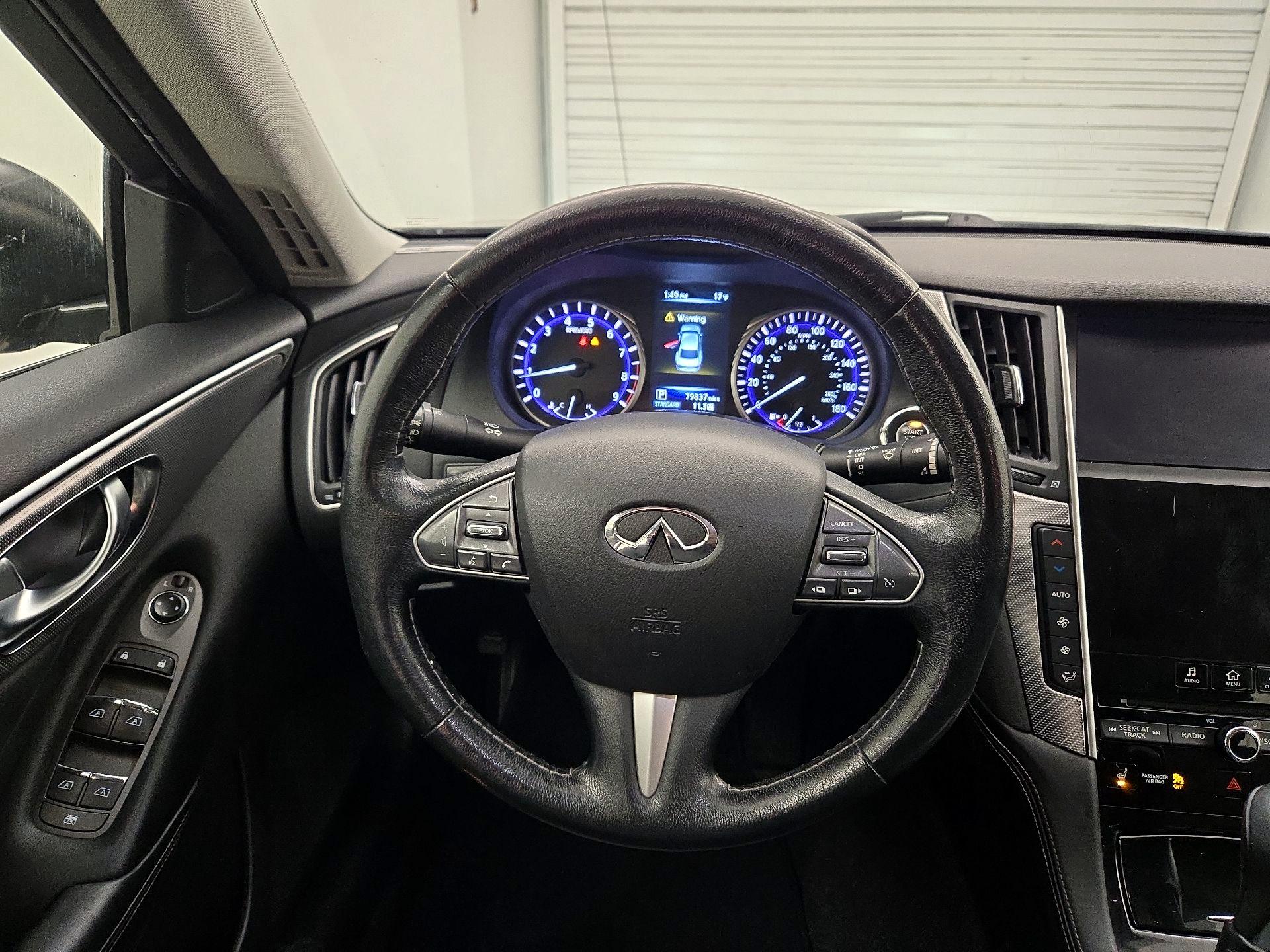 Thumbnail: 2015 INFINITI Q50 - 10